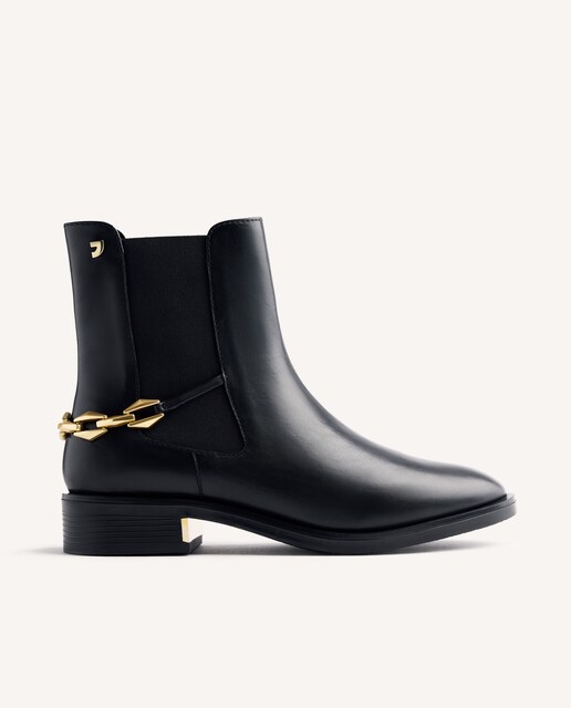 Imagem 0 de Botins Tipo Chelsea com Corrente Metalizada