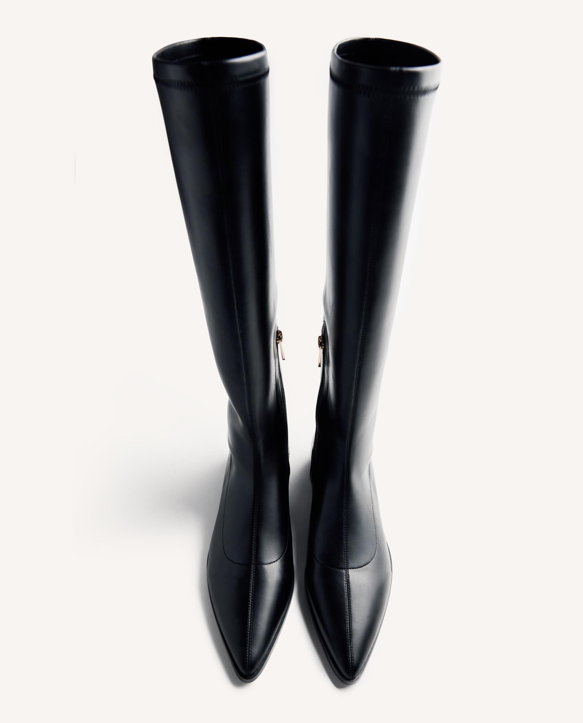 Botas Elásticas de Cano Alto com Palmilha Acolchoada Preto-4