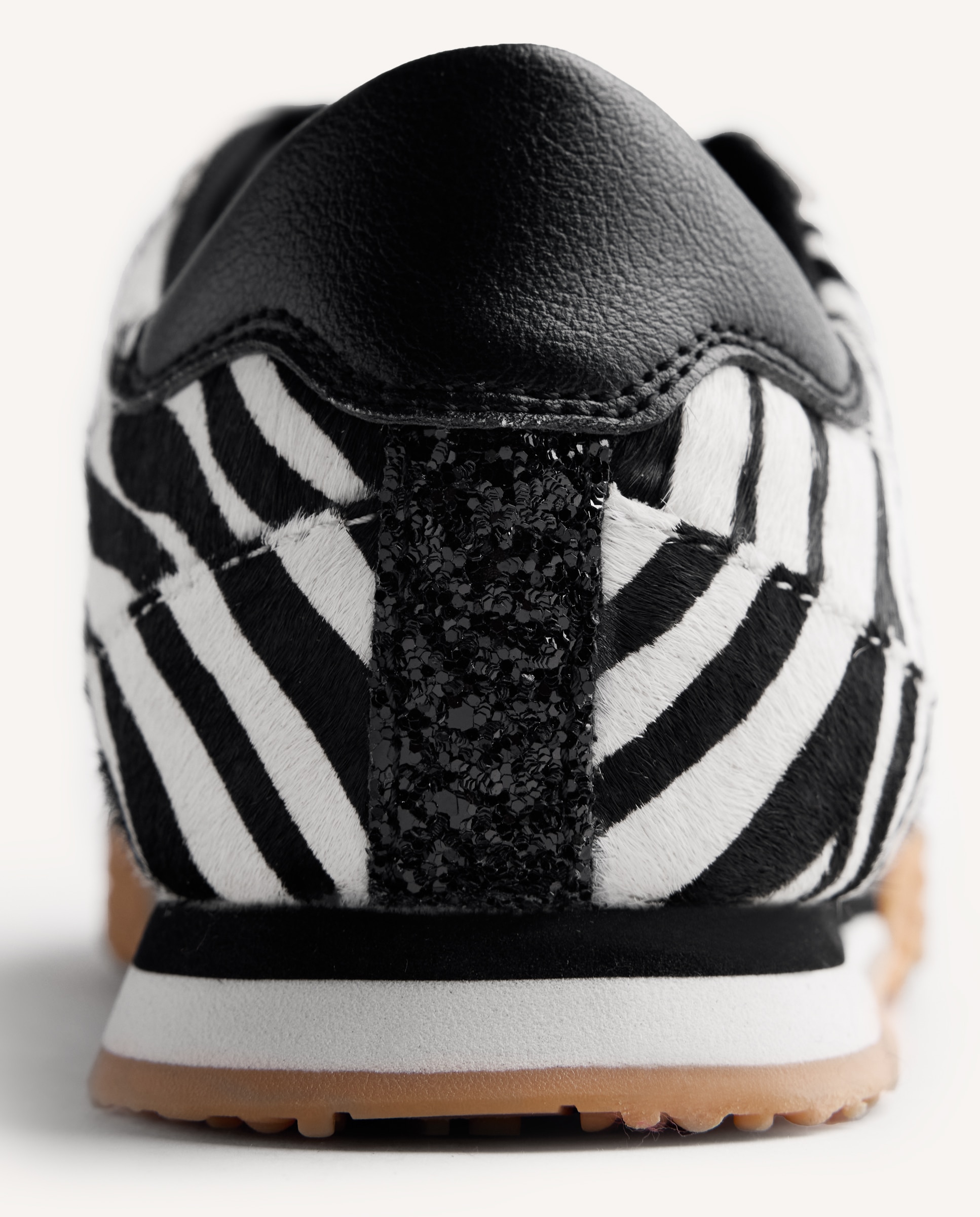 Sapatilhas Desportivas de Pele Tipo Pelo com Estampado Animal e Peças Brilhantes Branco / Preto-5