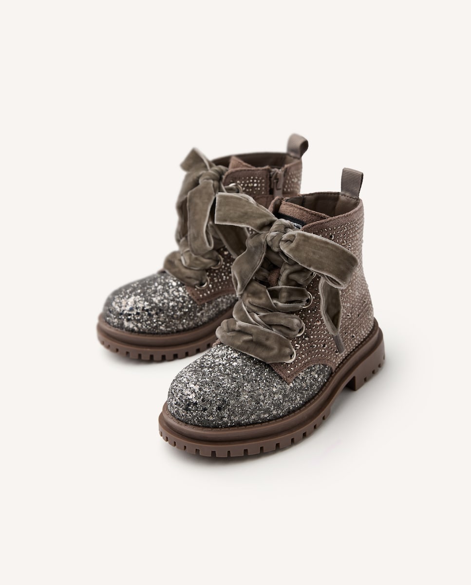 Botas com Brilhos e Cordões de Veludo Castanho-claro-2