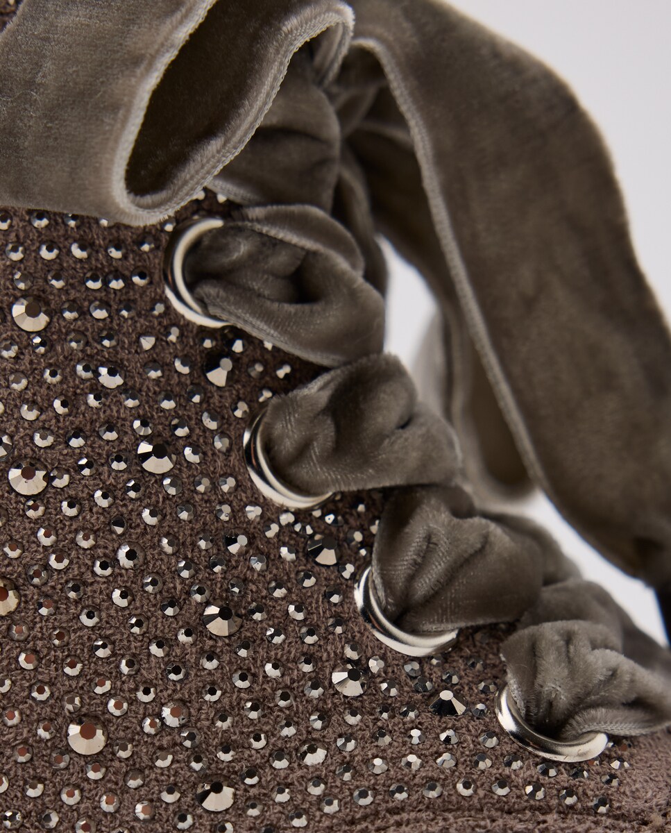 Botas com Brilhos e Cordões de Veludo Castanho-claro-5