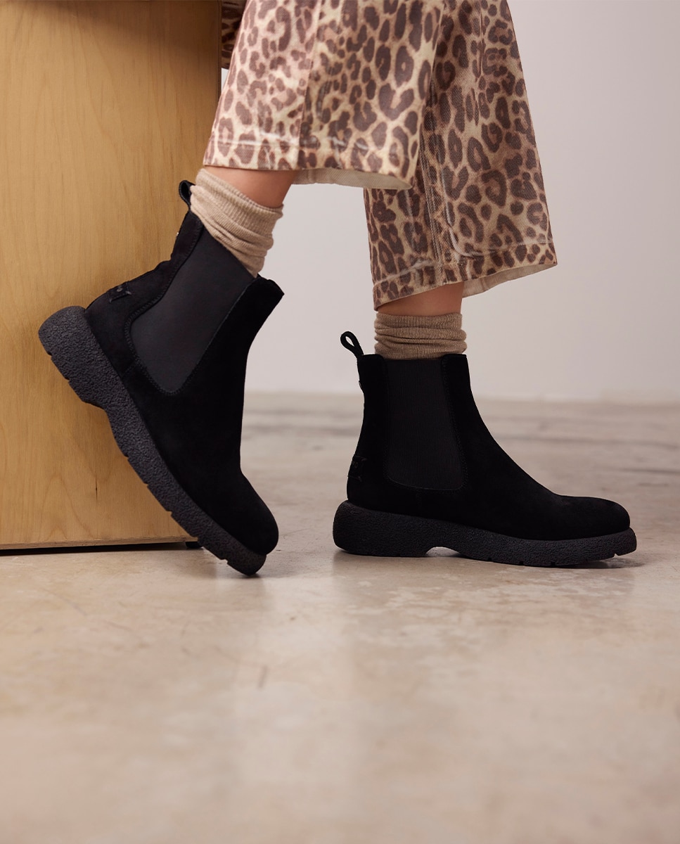 Botas de Pelo em Pele Camurça Estilo Chelsea Preto-5