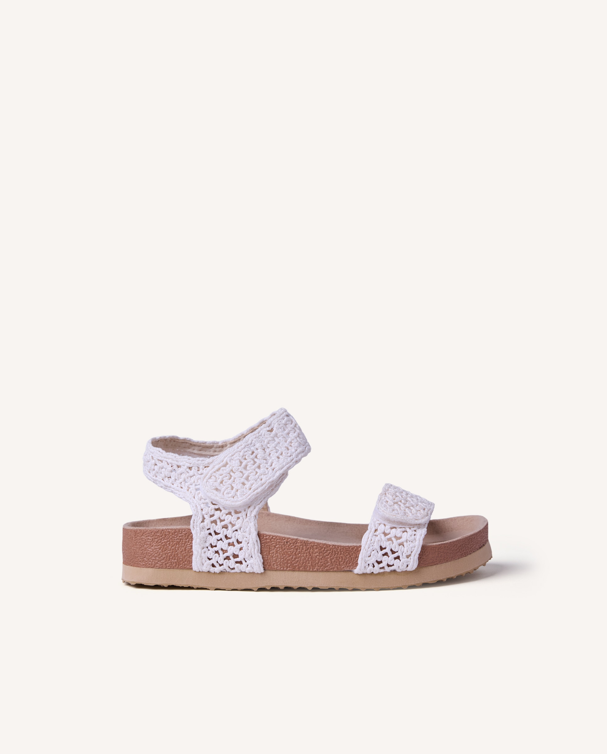 Imagem 0 de Sandálias Abertas Infantil Tipo Bio de Inspiração Macramé