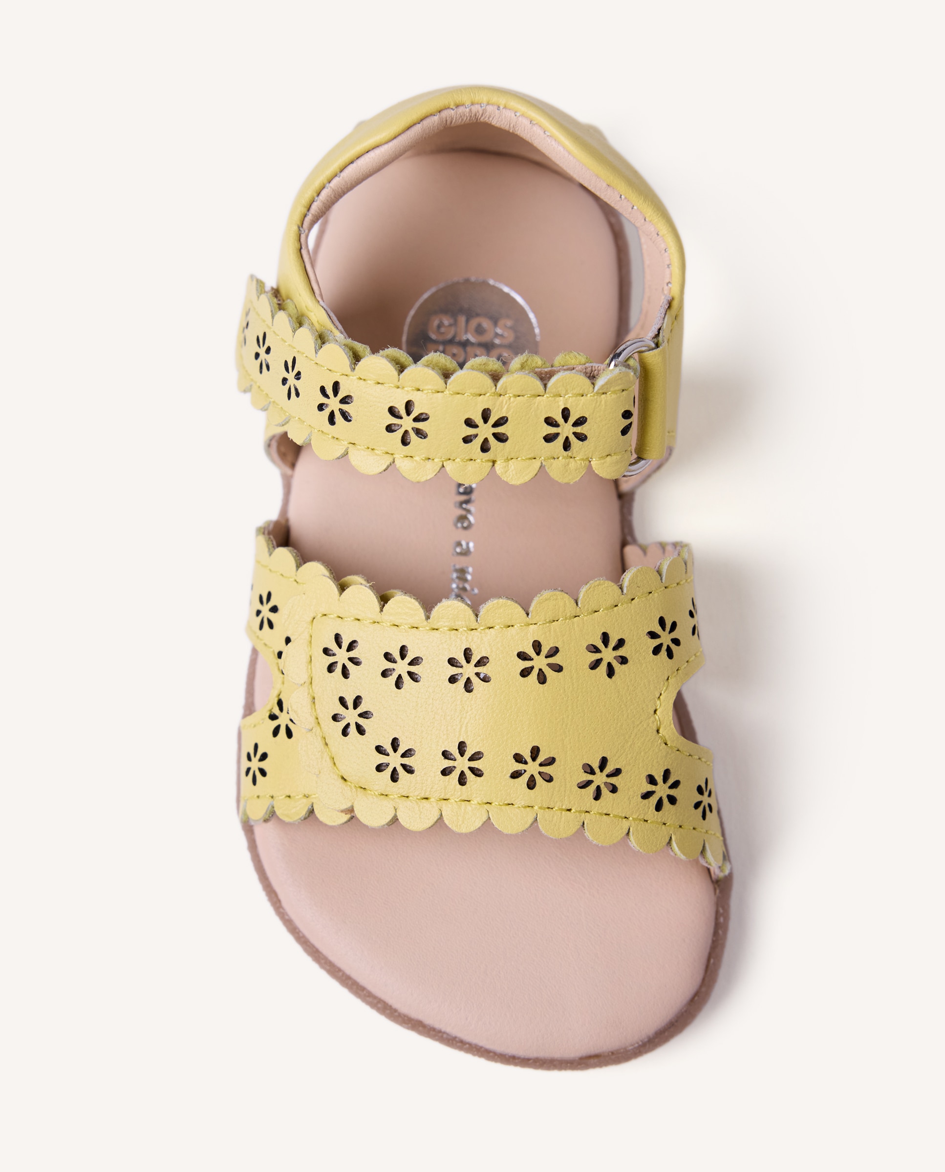 Sandálias para Bebé Barefoot de Pele Perfurada com Flores Gioseppo Amarelo-3