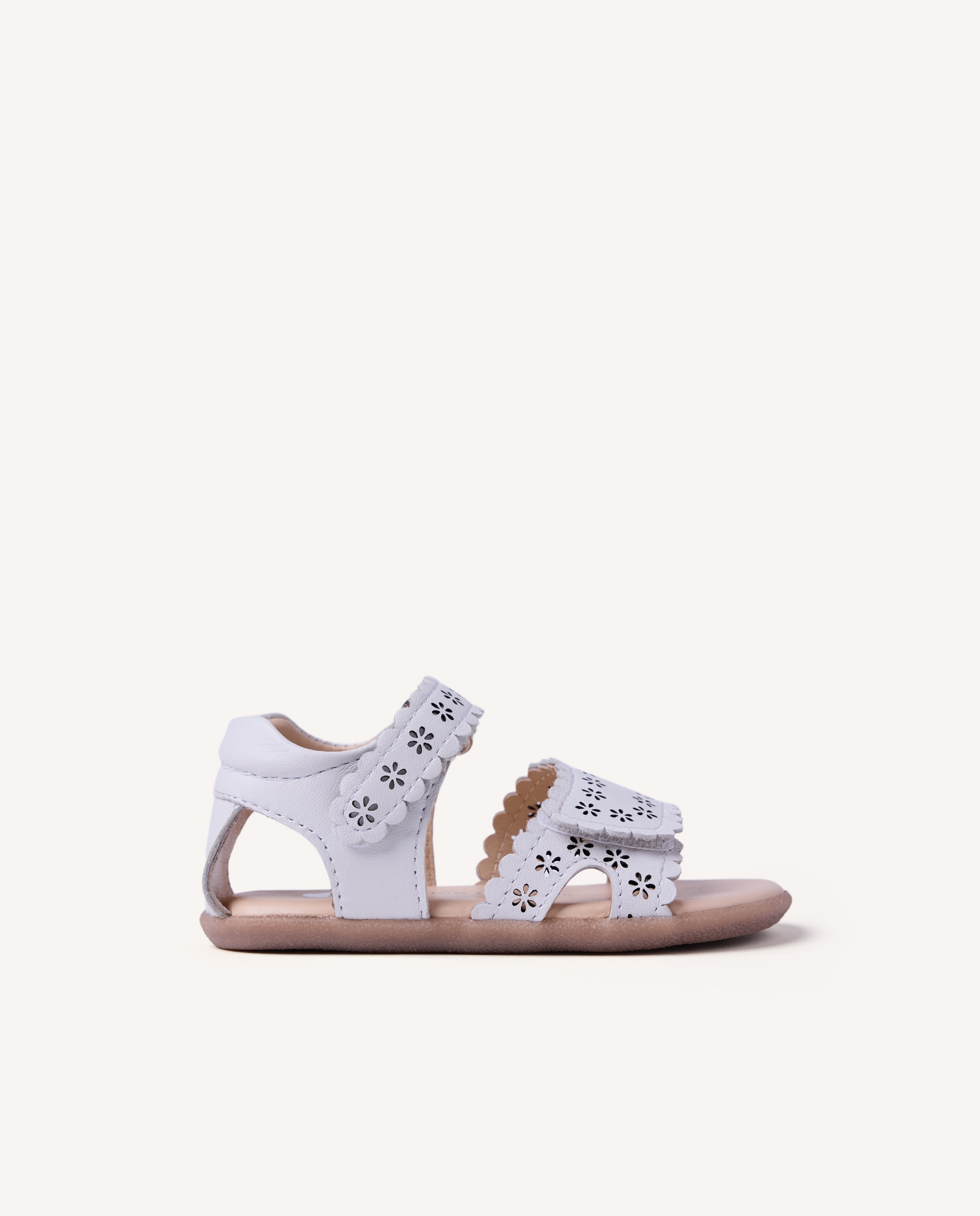 Imagem 0 de Sandálias para Bebé Barefoot de Pele Perfurada com Flores