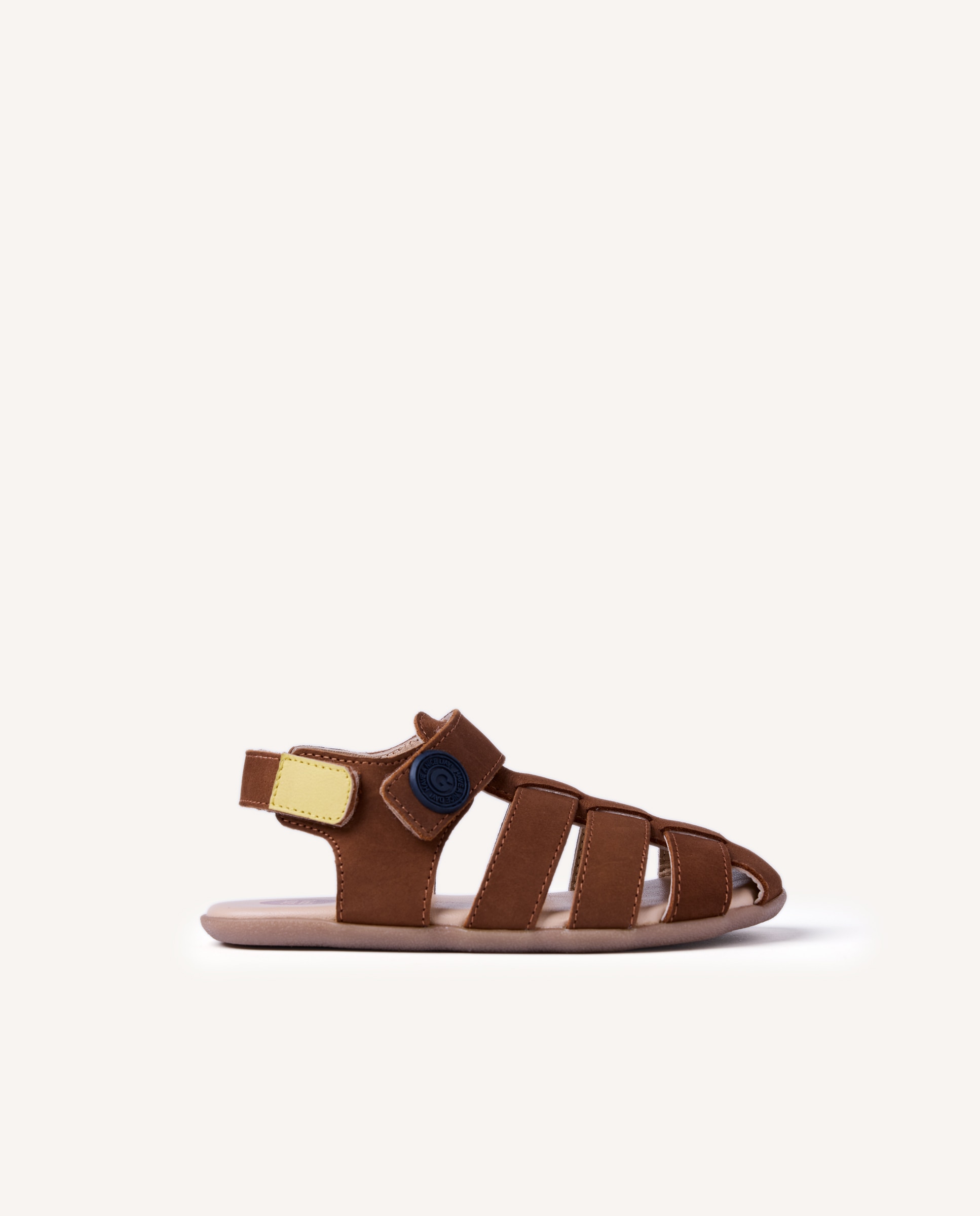 Sandálias Fechadas Infantil Barefoot de Pele Tipo Cangrejeras Gioseppo Couro-1