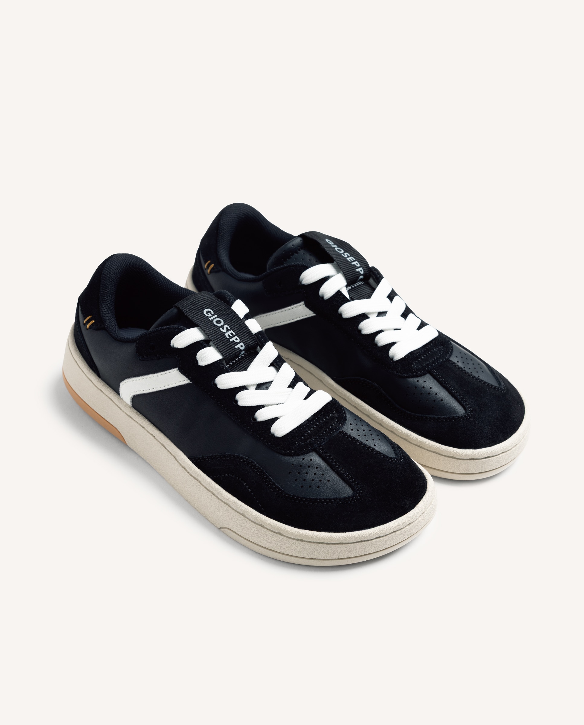 Desportivas de Pele Barefoot em Preto Preto-2