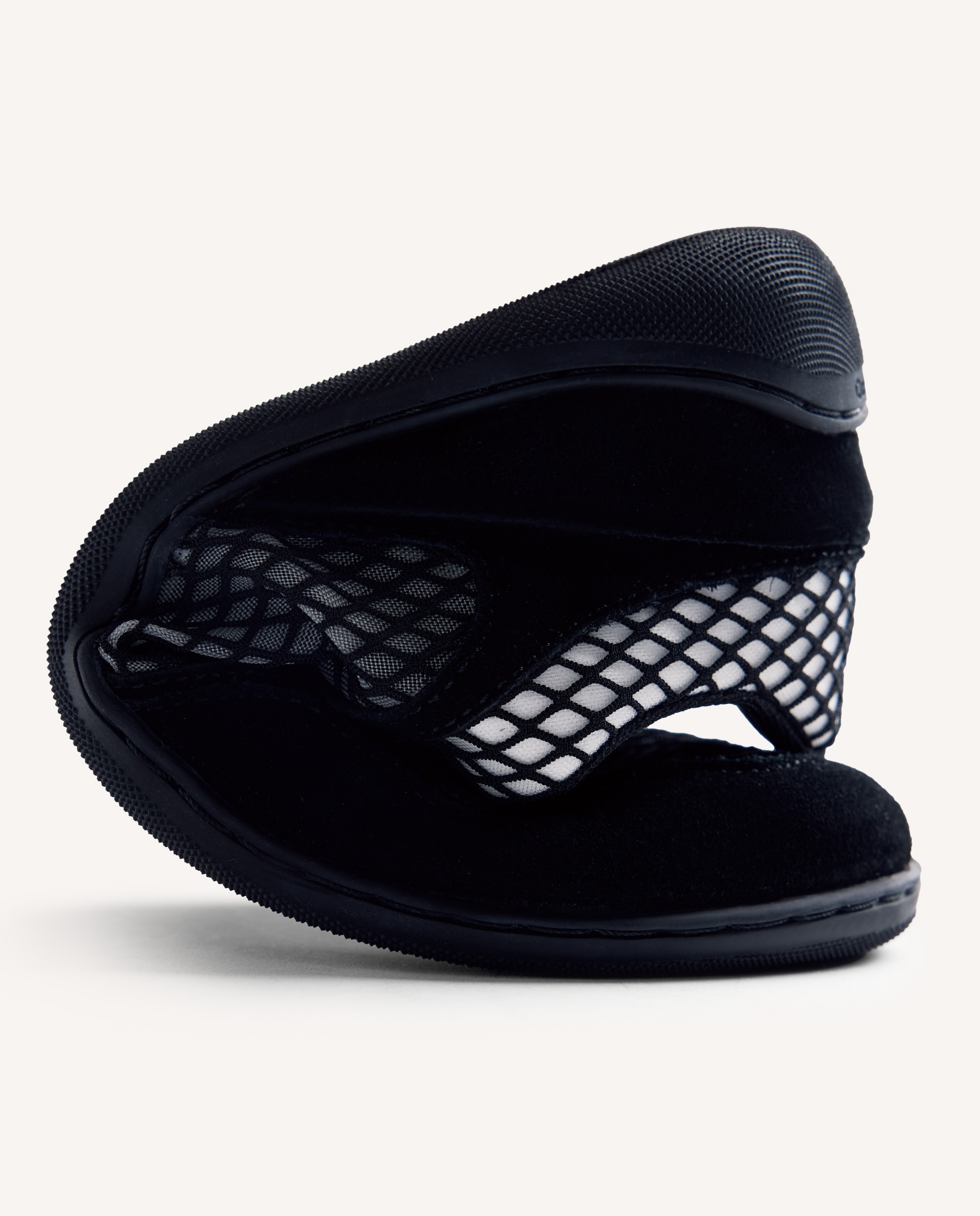 Sapatilhas Desportivas de Pele Monocolor e Rede Barefoot Preto-4
