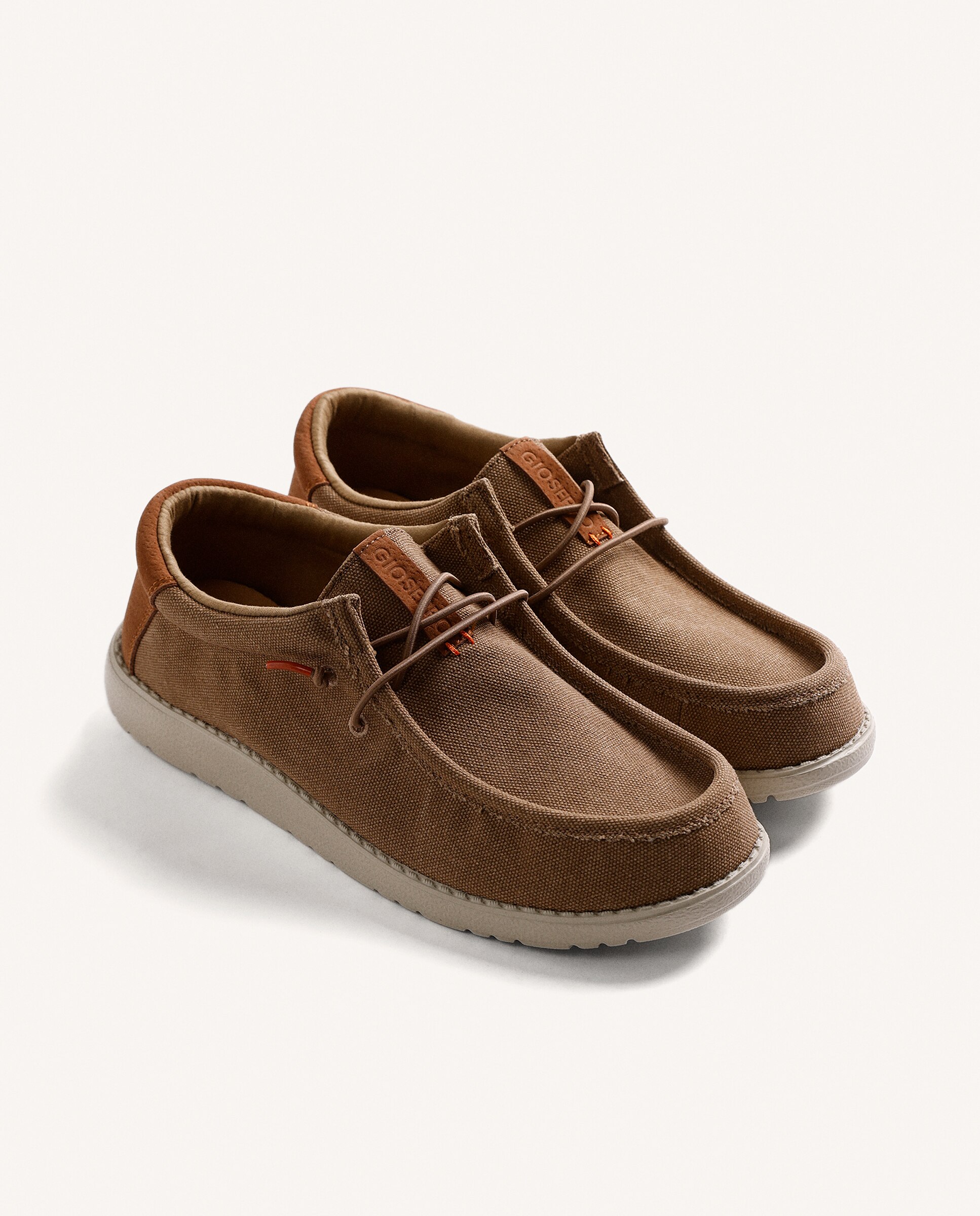 Mocassins de Lona com Acabamentos Coloridos e Cordões Castanho-2