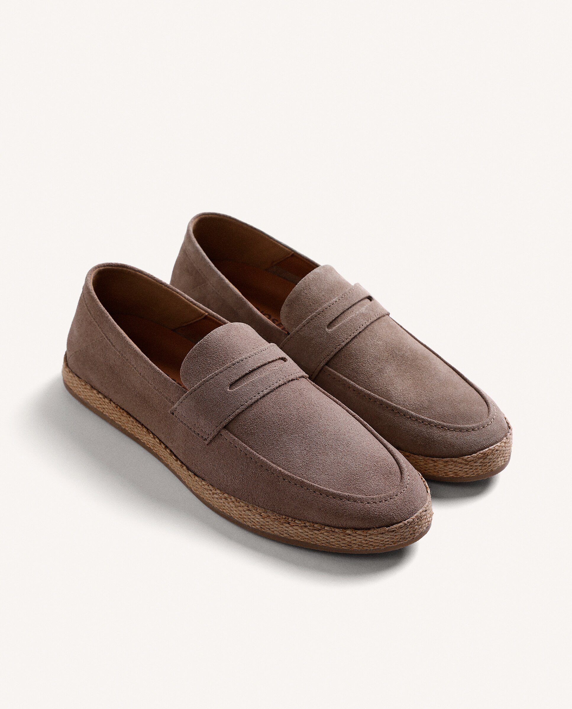 Mocassins de Pele em Acabamento Camurça e Juta Areia-2