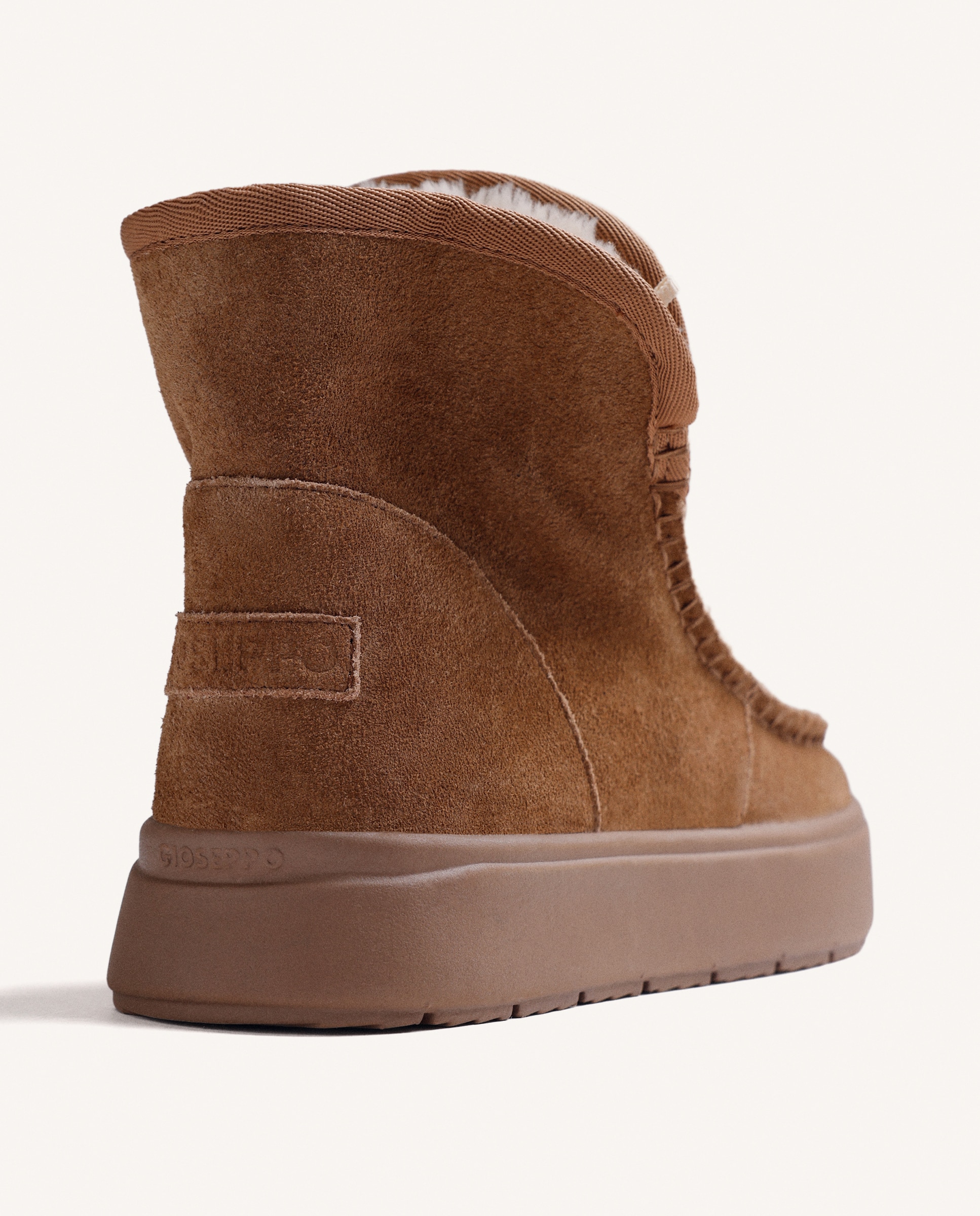 Botas de Pelo Estilo Australianas com Plataforma e Detalhes Brilhantes Couro-4
