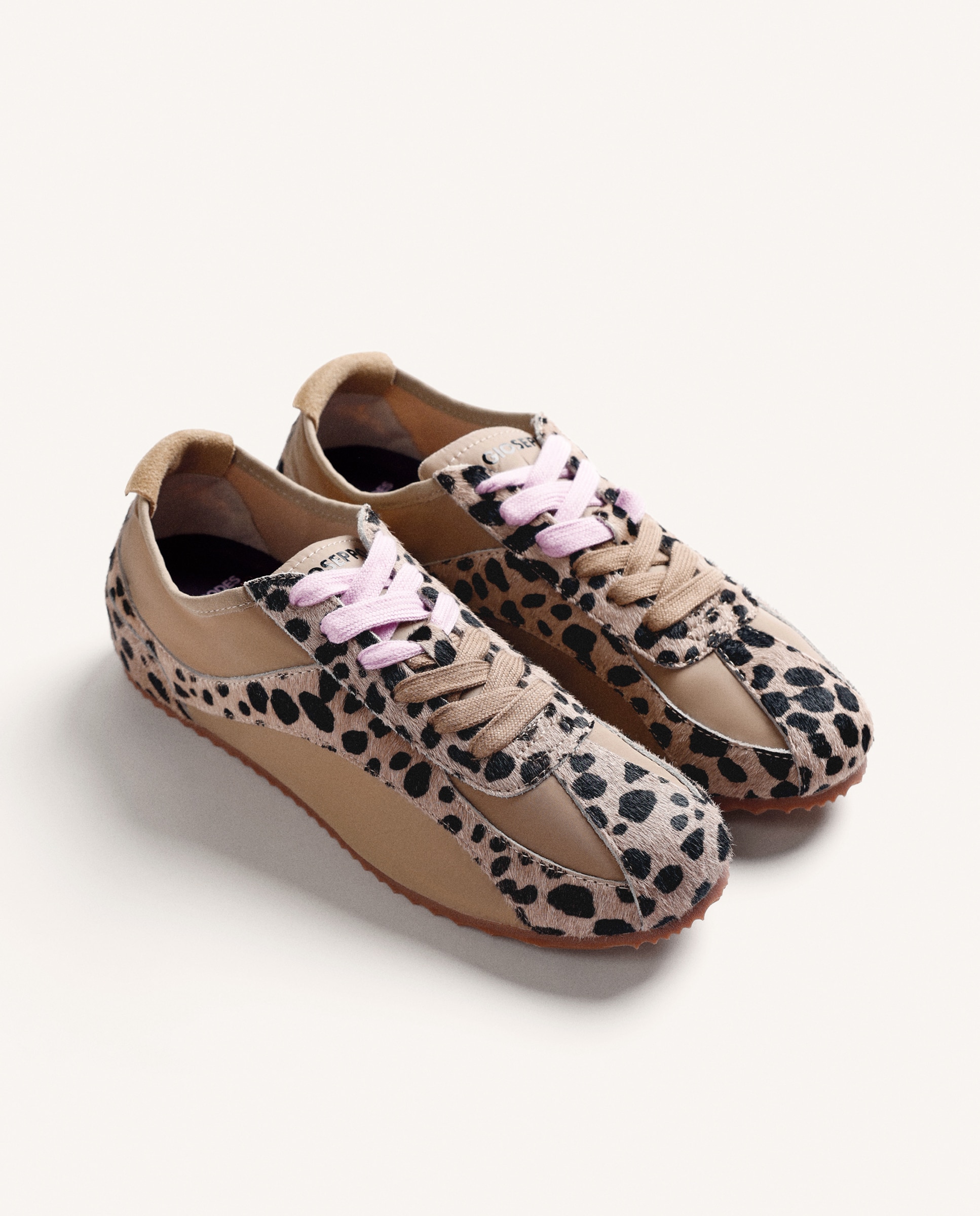 Sapatilhas Desportivas de Pele Camurça e Nylon com Dois Atacadores Cinzento-2