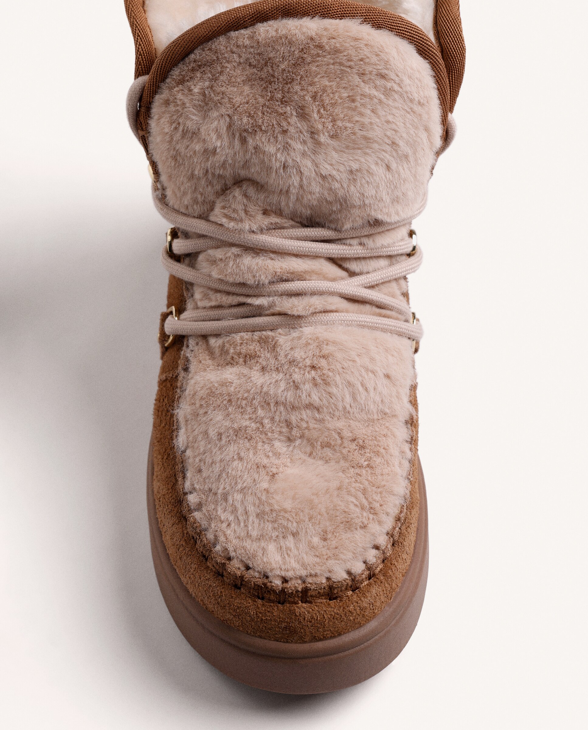 Botas de Pelo em Pele Camurça Estilo Après Ski com Pelo e Plataforma Couro-3
