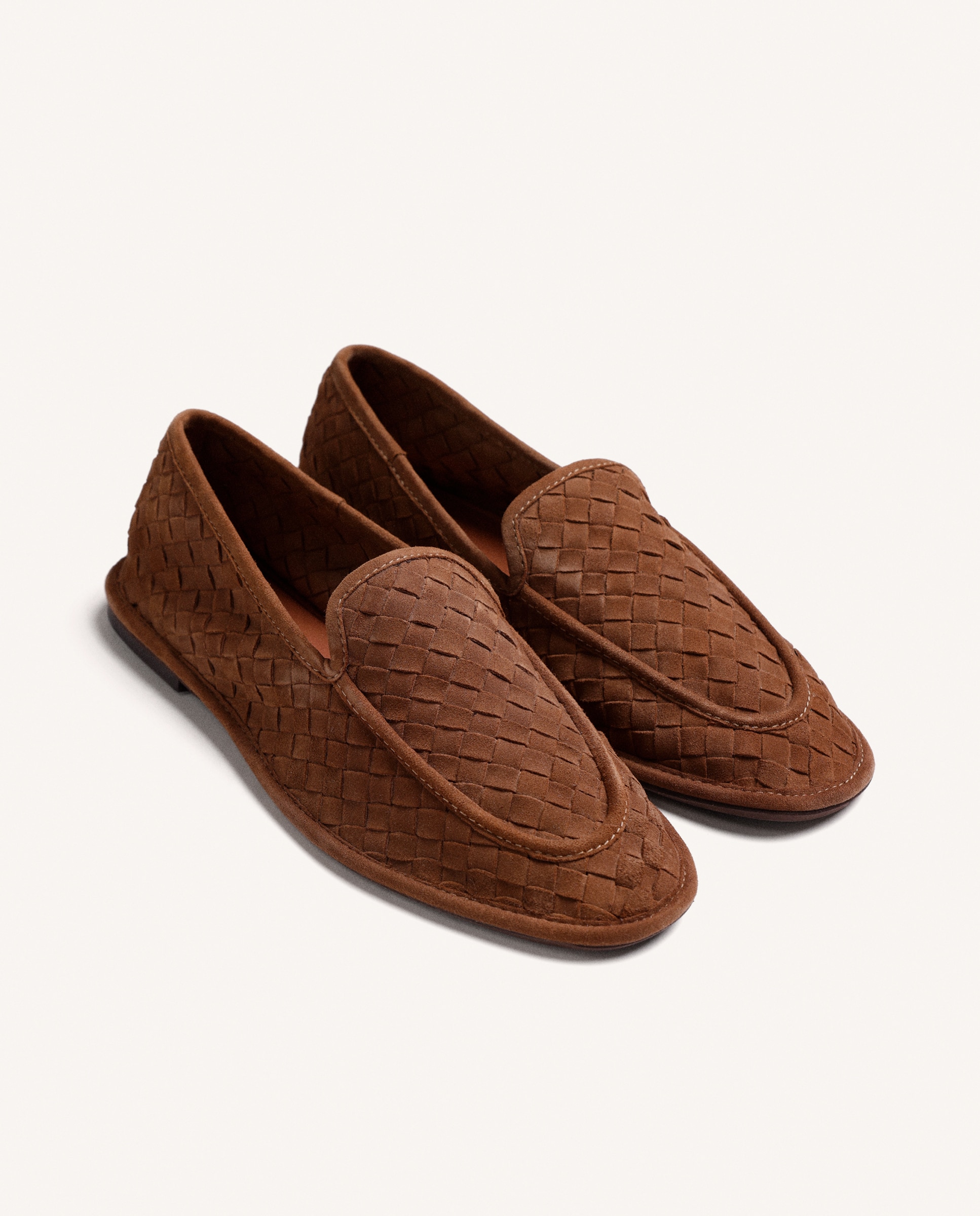 Mocassins de Pele com Entrançado Artesanal e Palmilha Acolchoada Couro-2