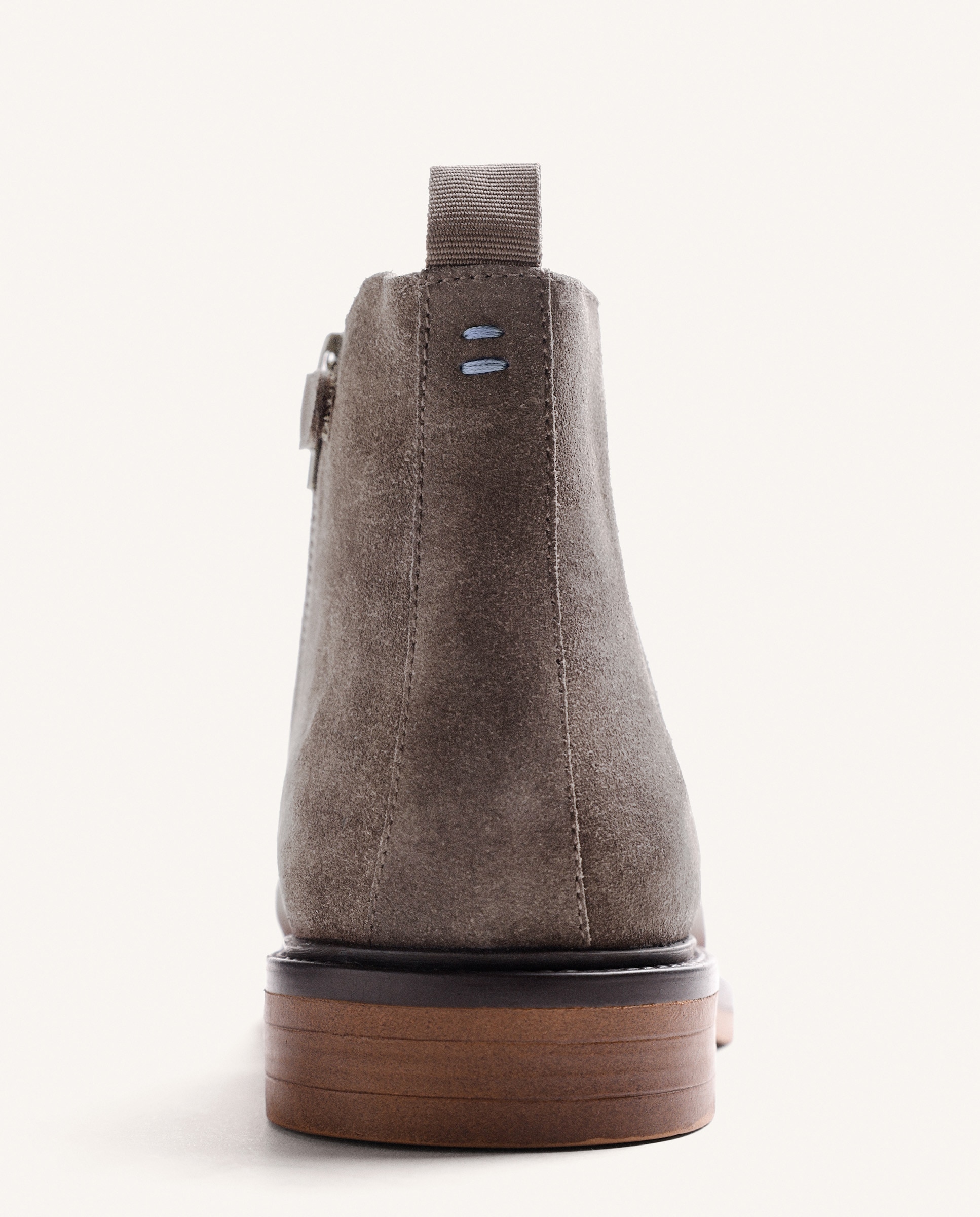 Botins Estilo Chelsea de Pele Camurça Taupe-4