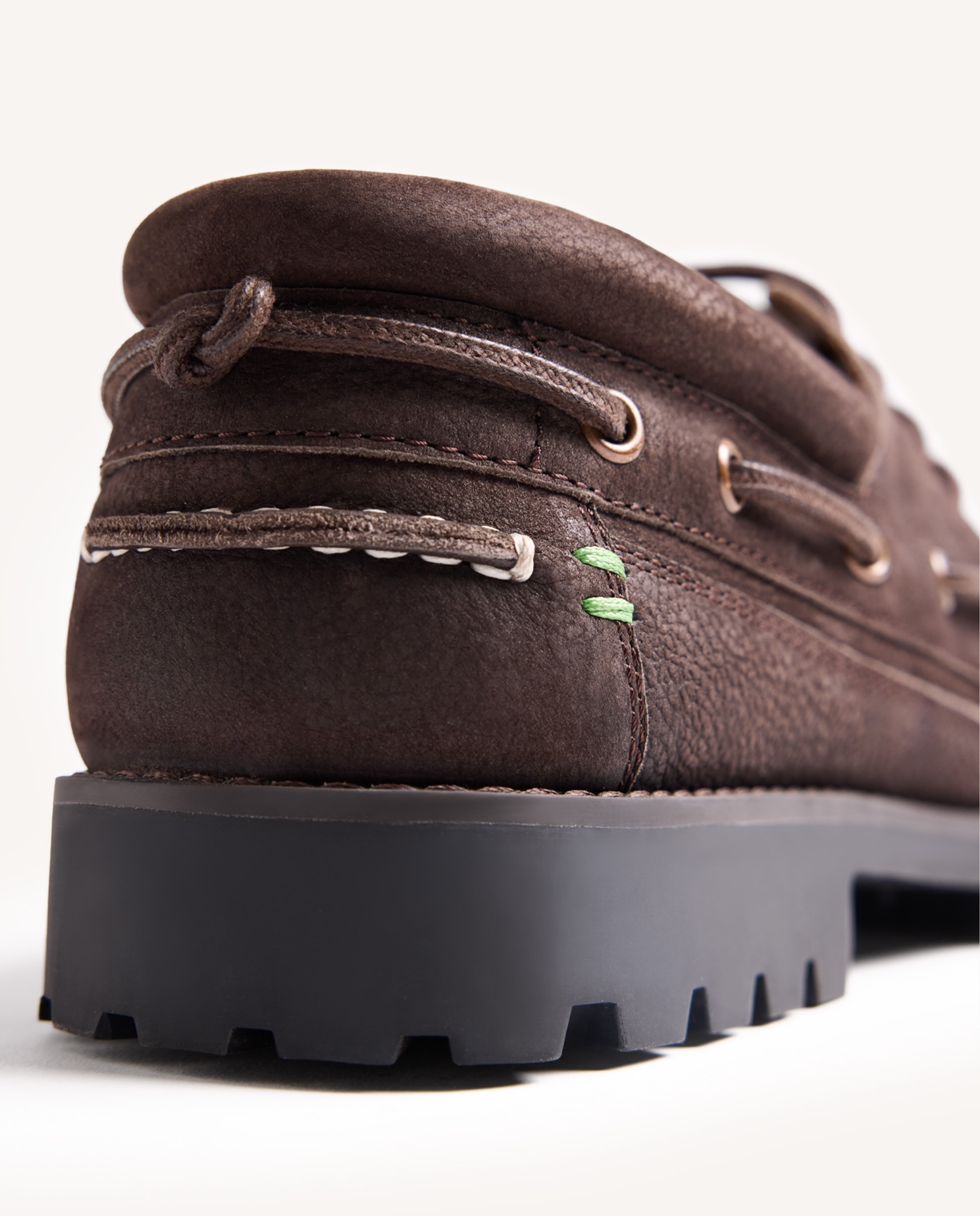Mocassins Estilo Náuticos de Pele Chocolate-4
