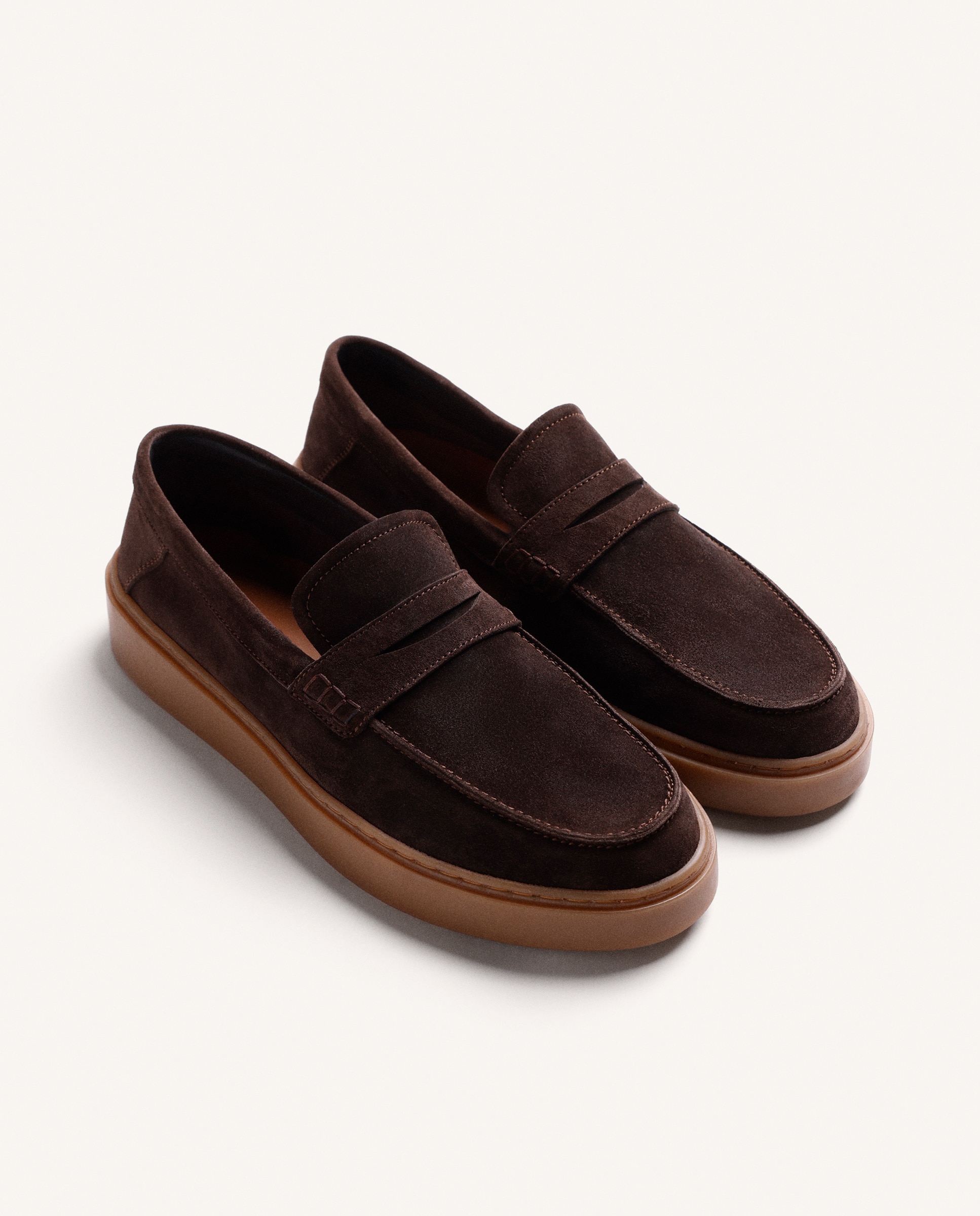 Mocassins Estilo Wallabee de Pele Camurça Chocolate-2