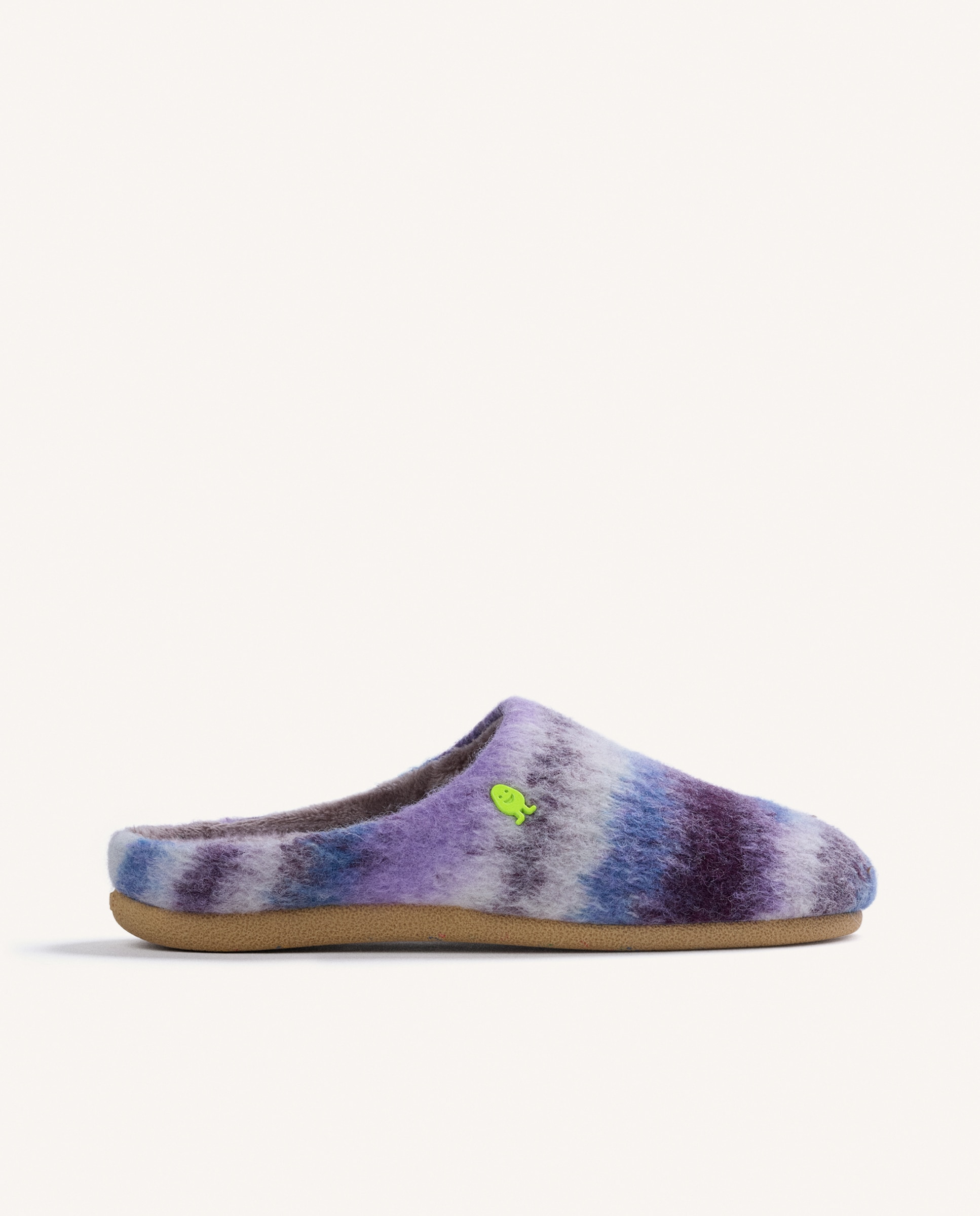 Imagem 0 de Pantufas de Pelo com Estampado Às Riscas e Contraste de Cores