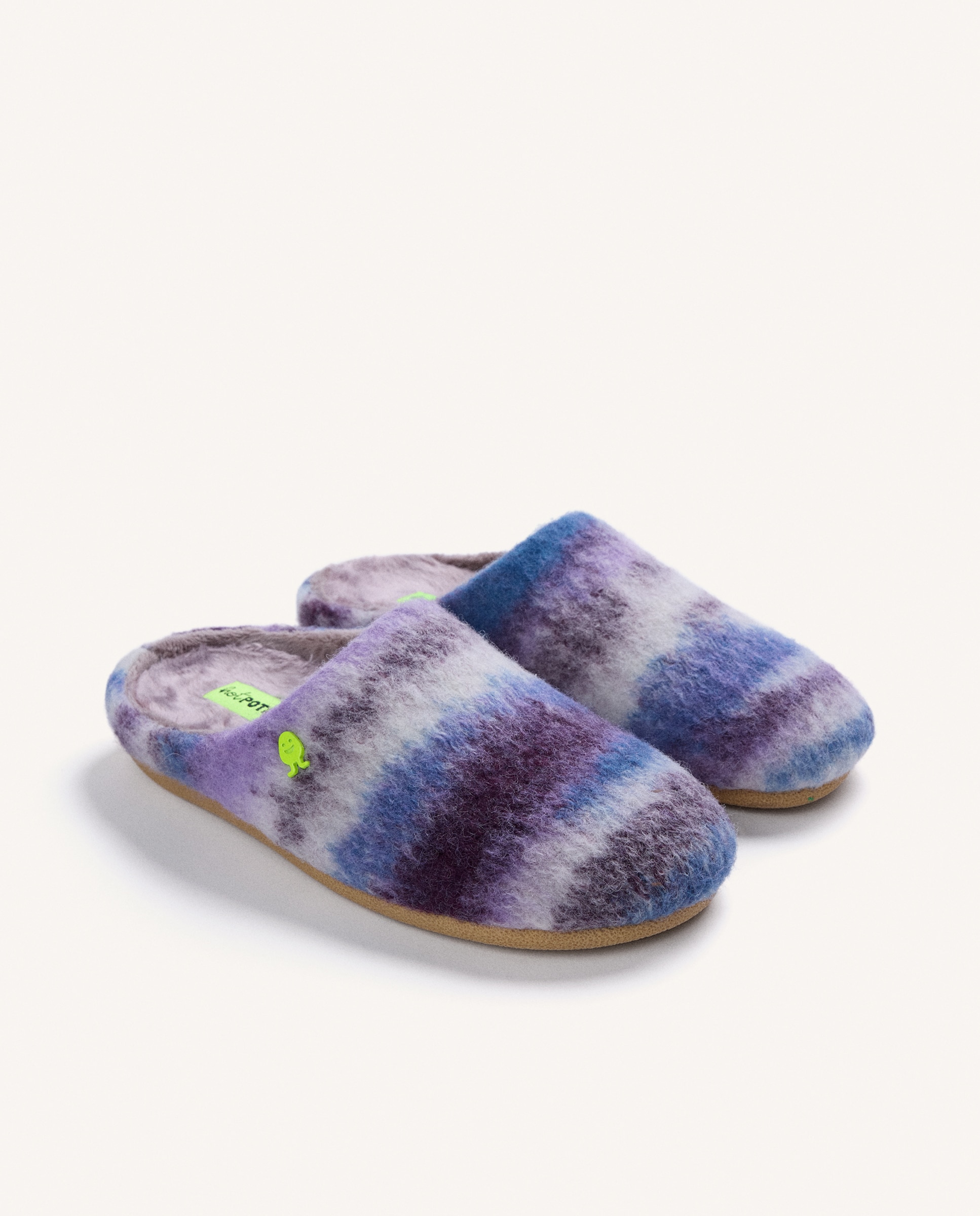 Pantufas de Pelo com Estampado Às Riscas e Contraste de Cores Lilás-2
