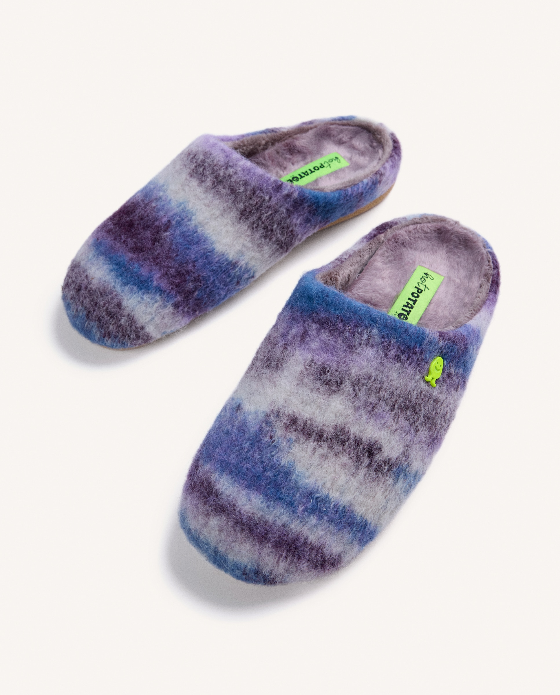 Pantufas de Pelo com Estampado Às Riscas e Contraste de Cores Lilás-3