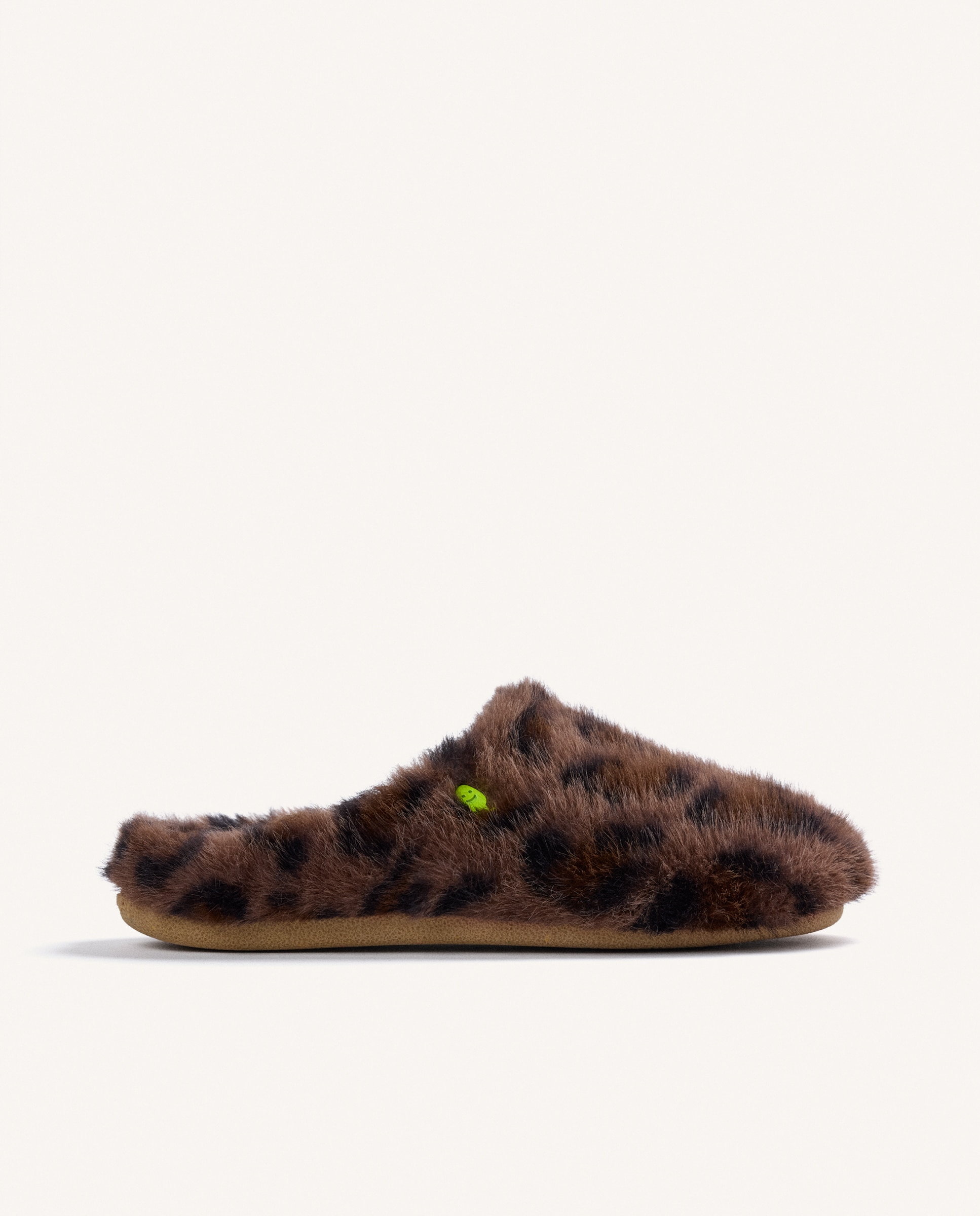 Imagem 0 de Pantufas de Pelo