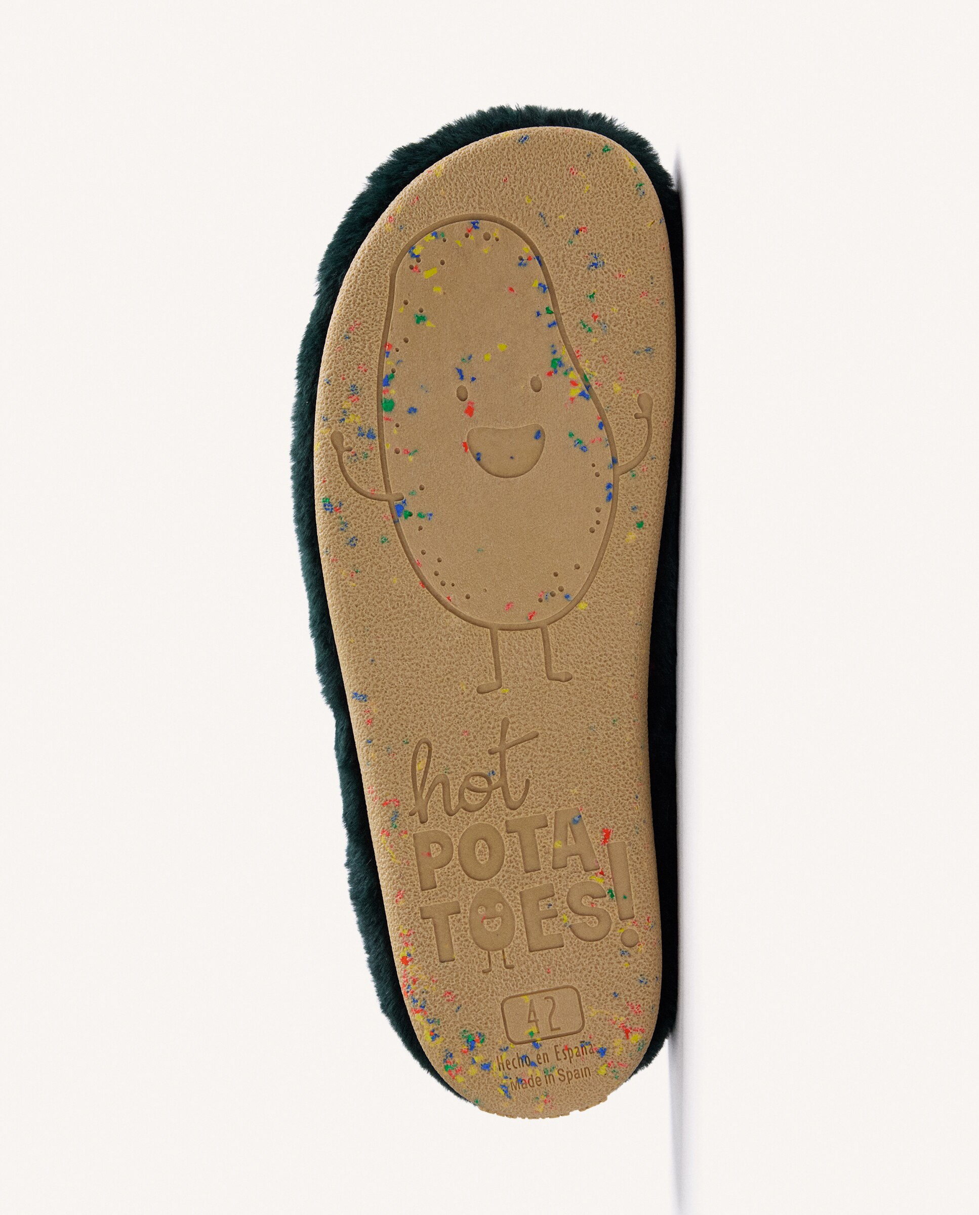 Pantufas de Pelo com Texto Verde-5