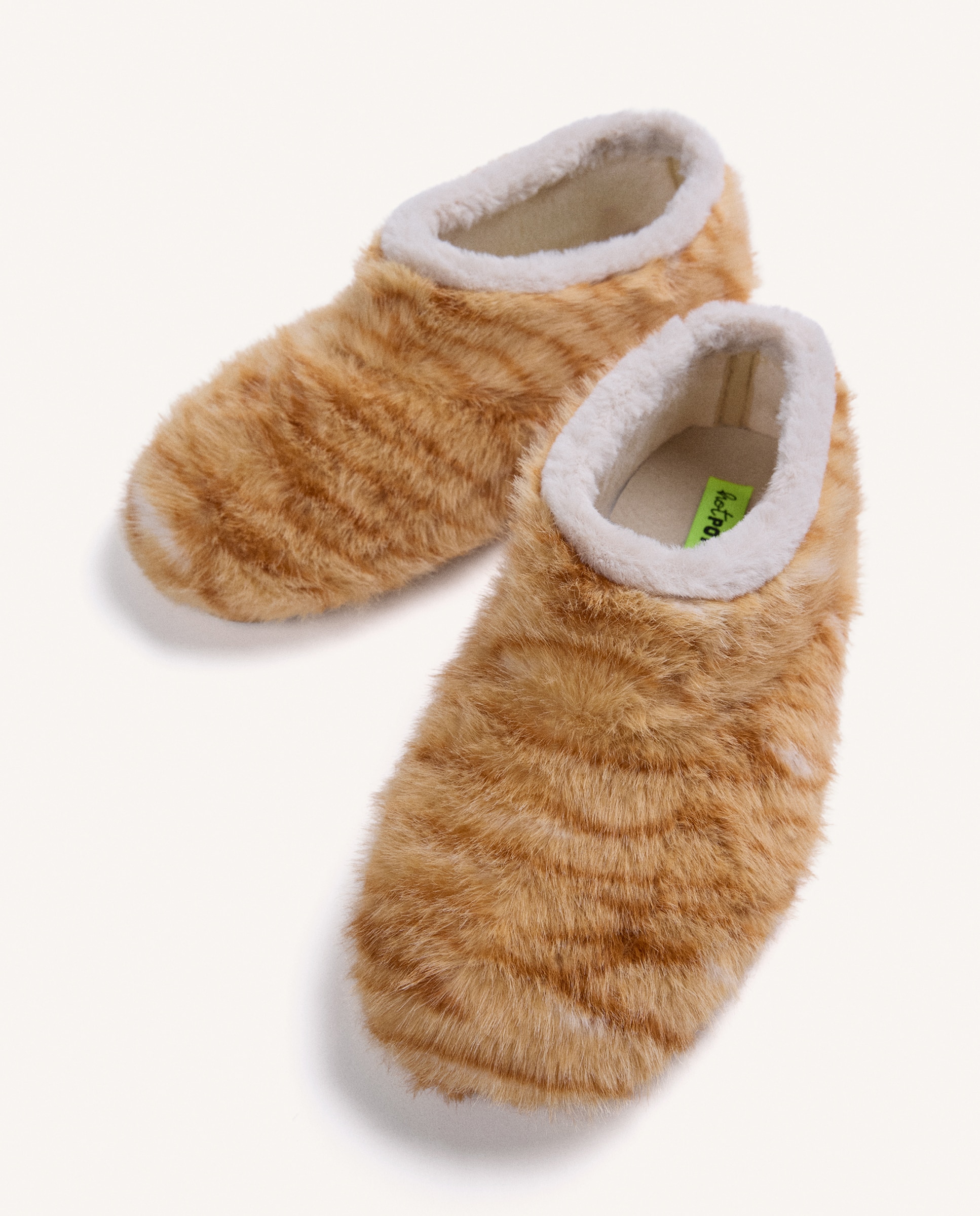 Pantufas Tipo Botim de Pelo Estampado-3