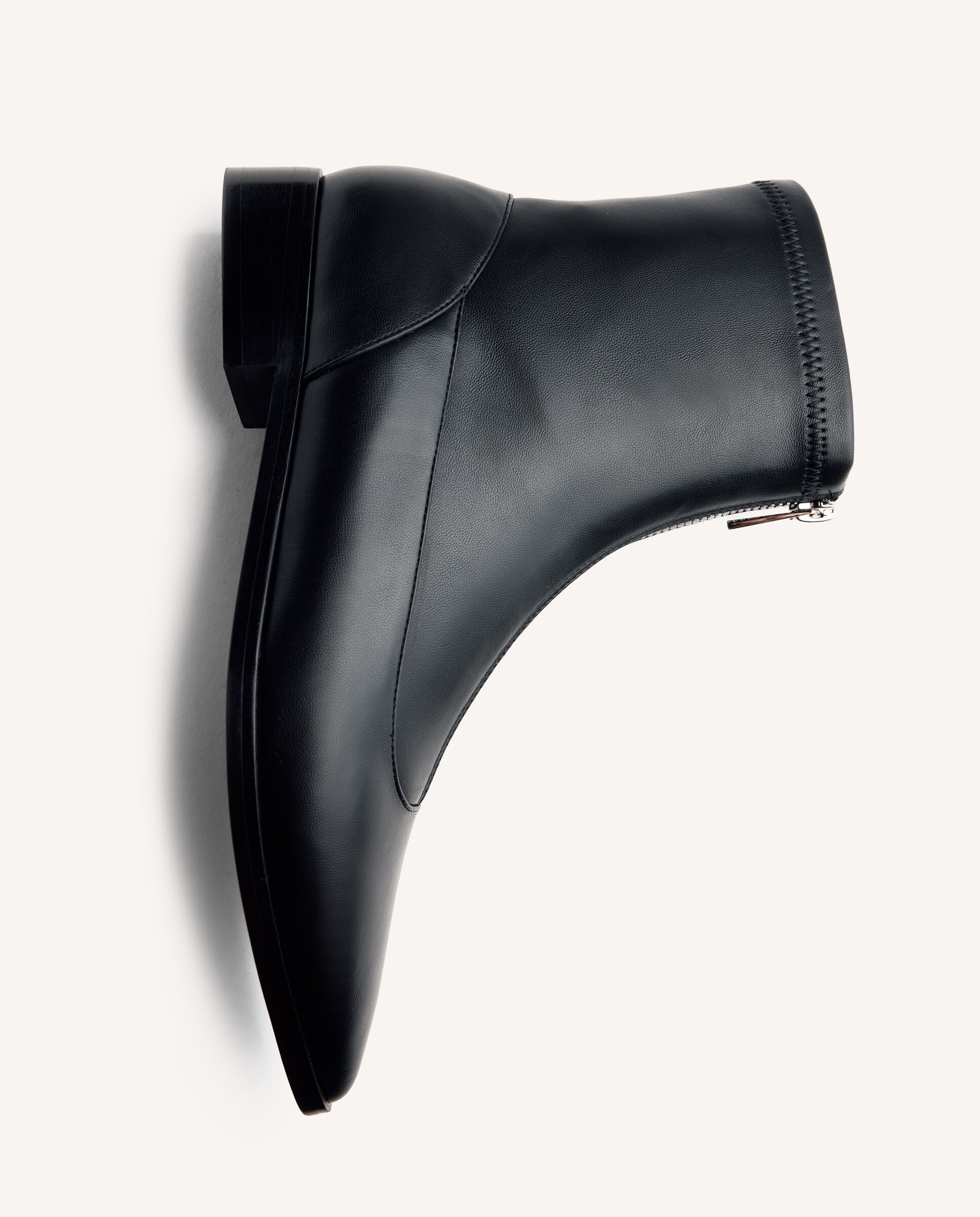 Botins Elásticos com Fecho Zip Frontal e Cano Tipo Meias Preto-4