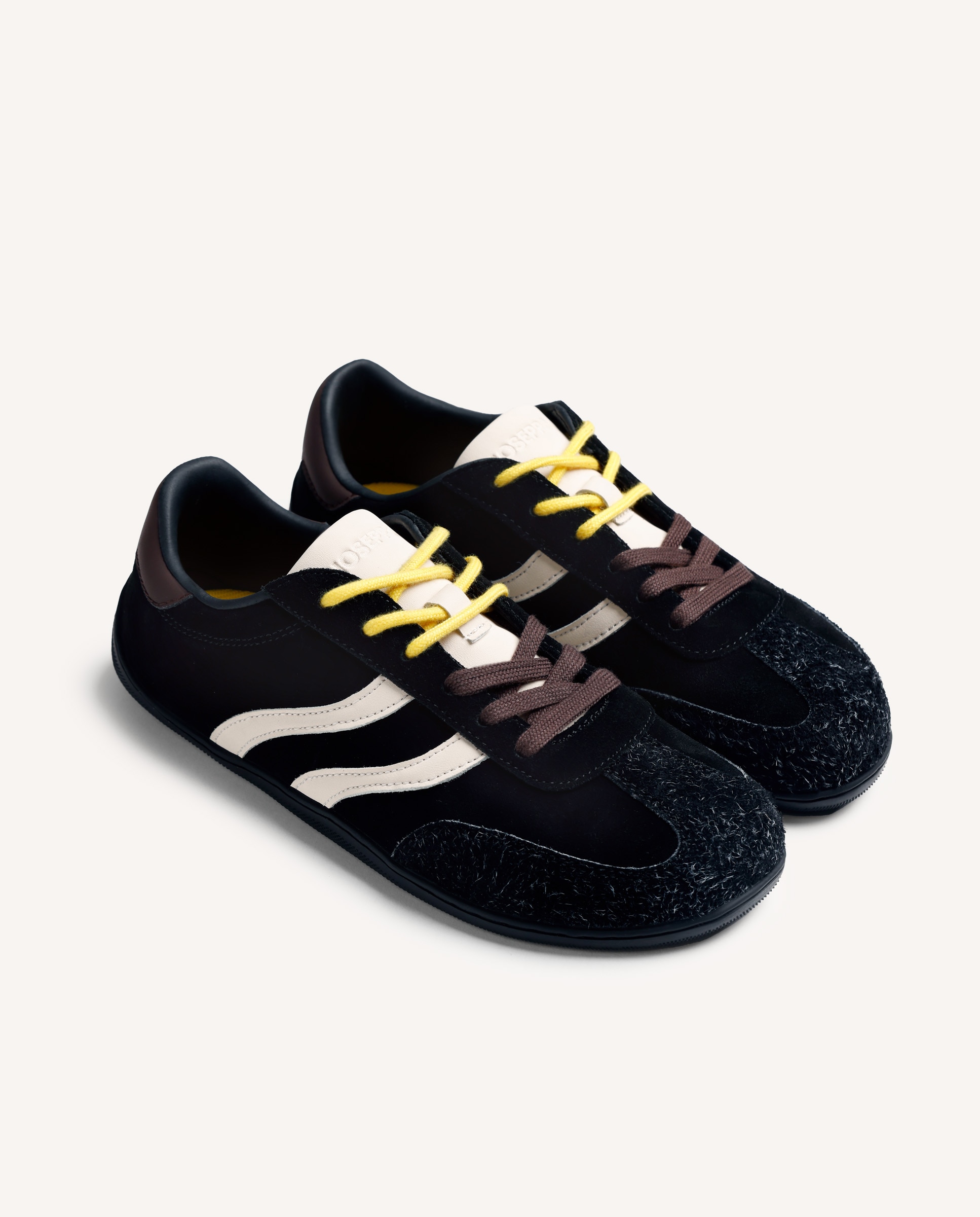 Sapatilhas de Pele Camurça com Contraste de Cores e Texturas Barefoot Preto-2