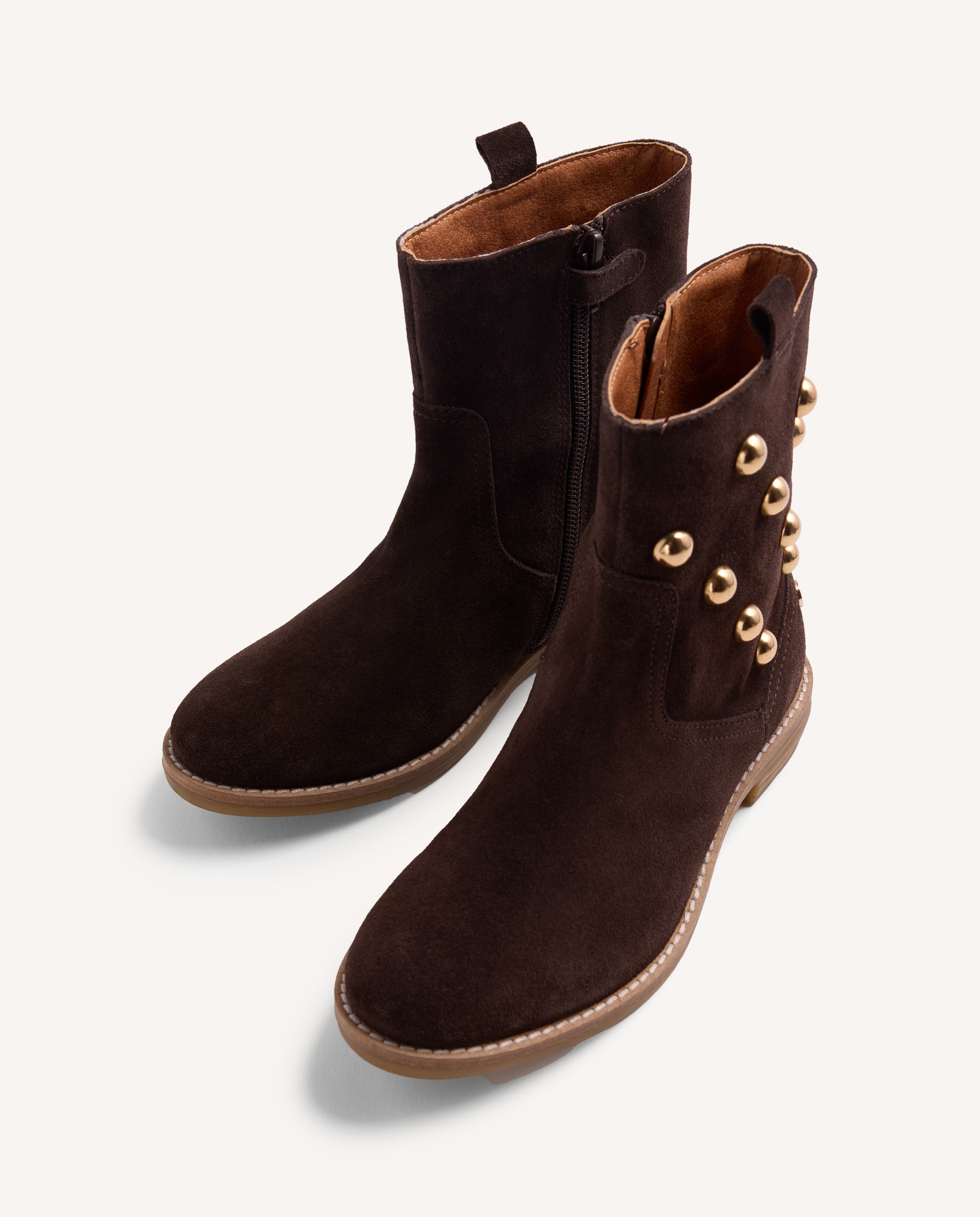 Botins Infantil de Pele com Tachas Douradas Laterais Chocolate-3