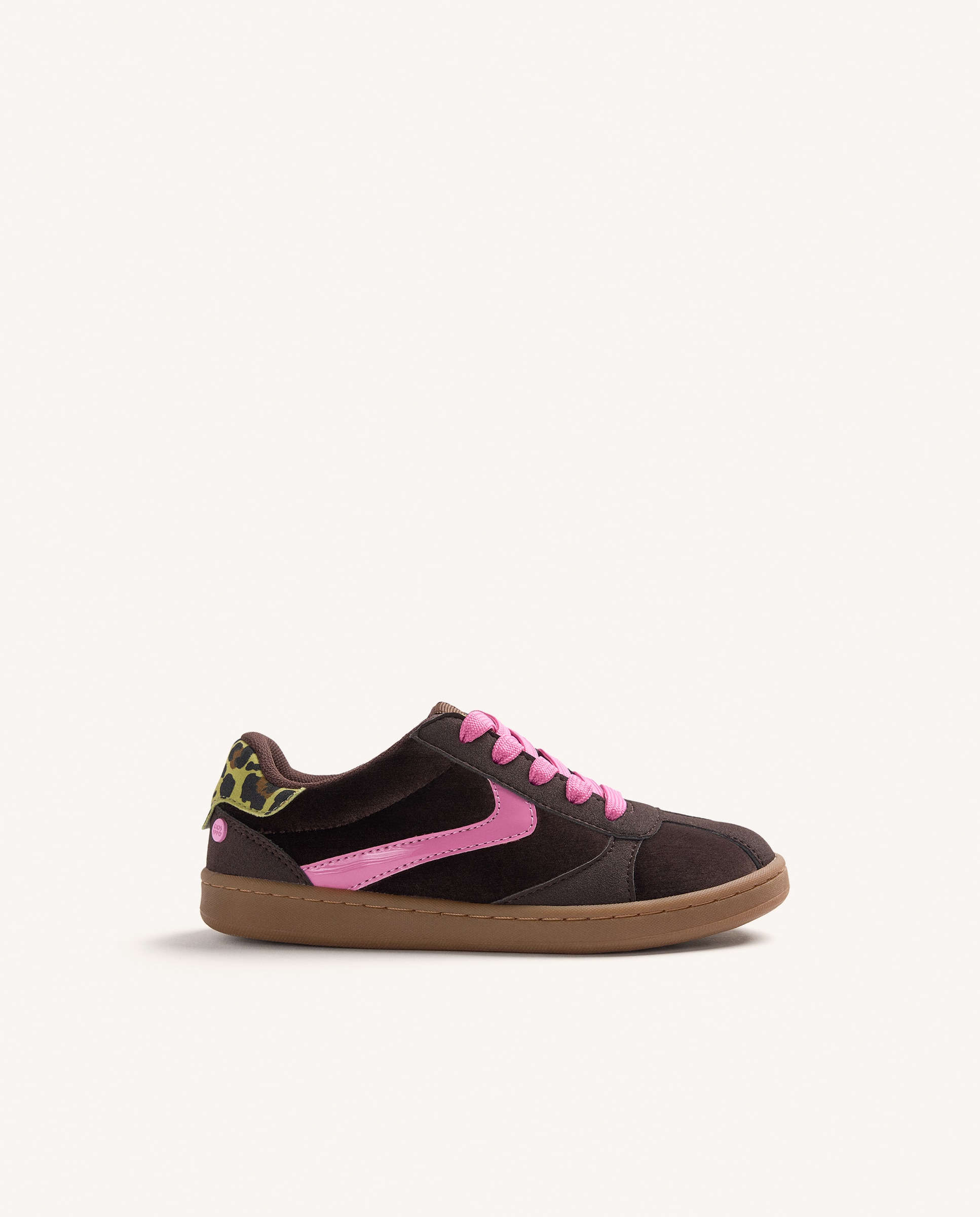 Imagem 0 de Sapatilhas Desportivas em Veludo em Castanho com Detalhes Rosa Flúor e Animal Print