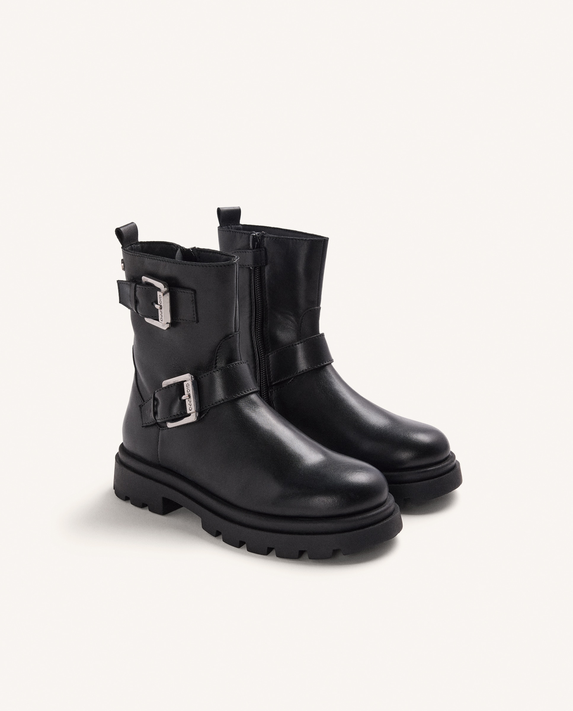 Botas Infantil de Pele Biker com Fivela Dupla Preto-2