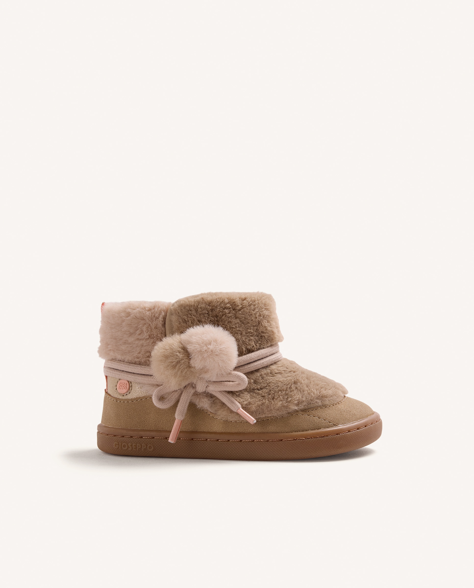 Imagem 0 de Botas Australianas em Bege