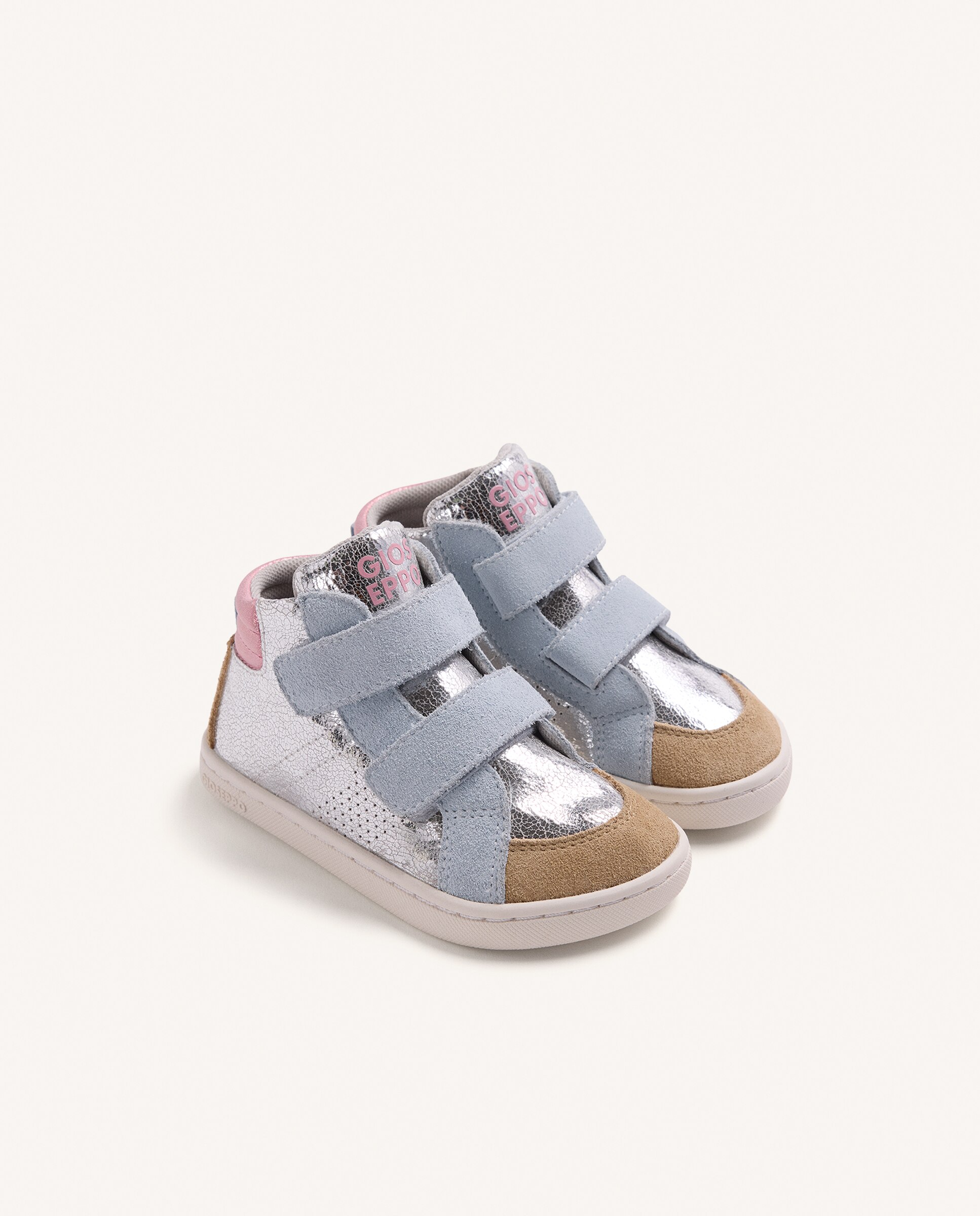 Botins para Bebé de Pele Metalizada Barefoot Prata-2