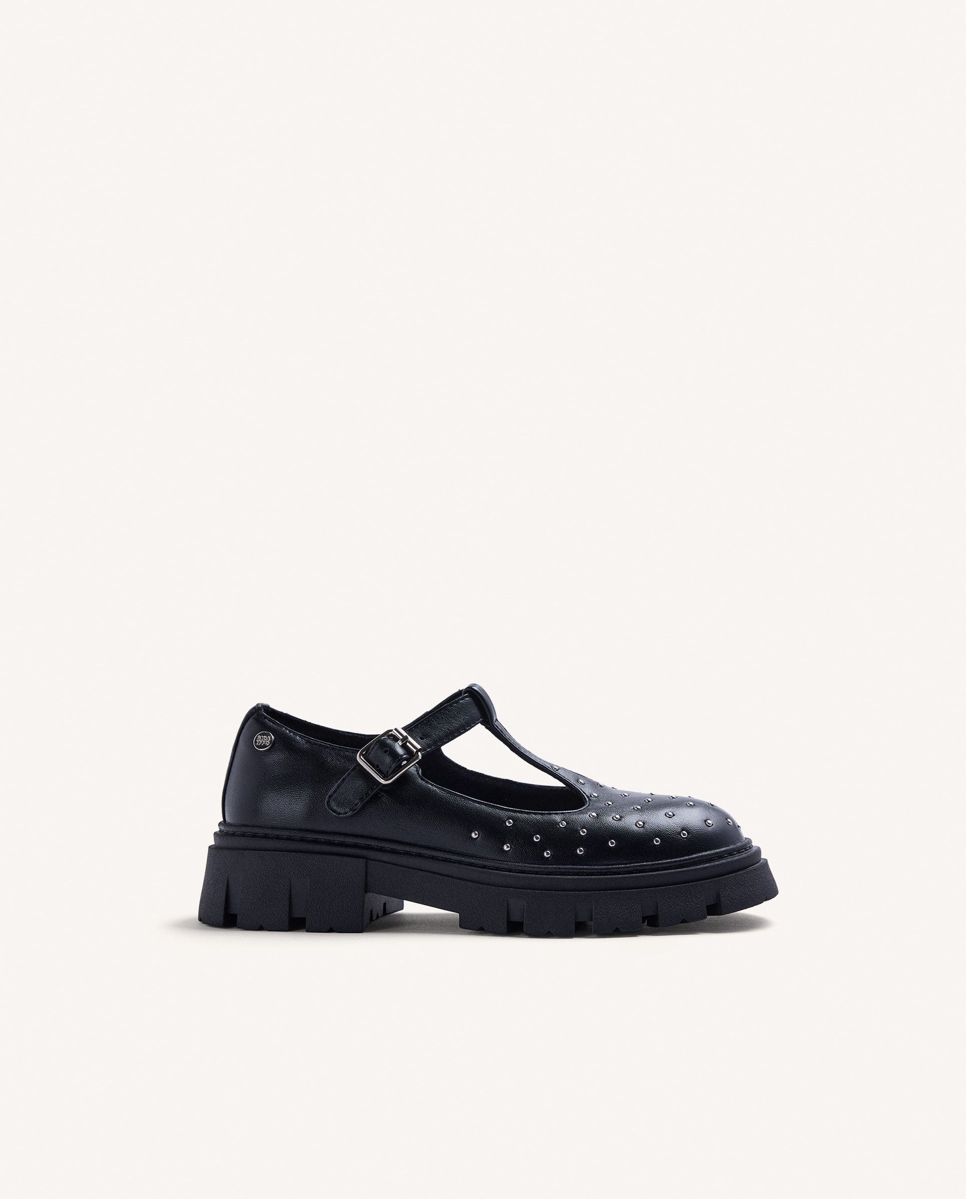 Imagem 0 de Mocassins Infantil com Tachas Estilo T-strap de Fivela