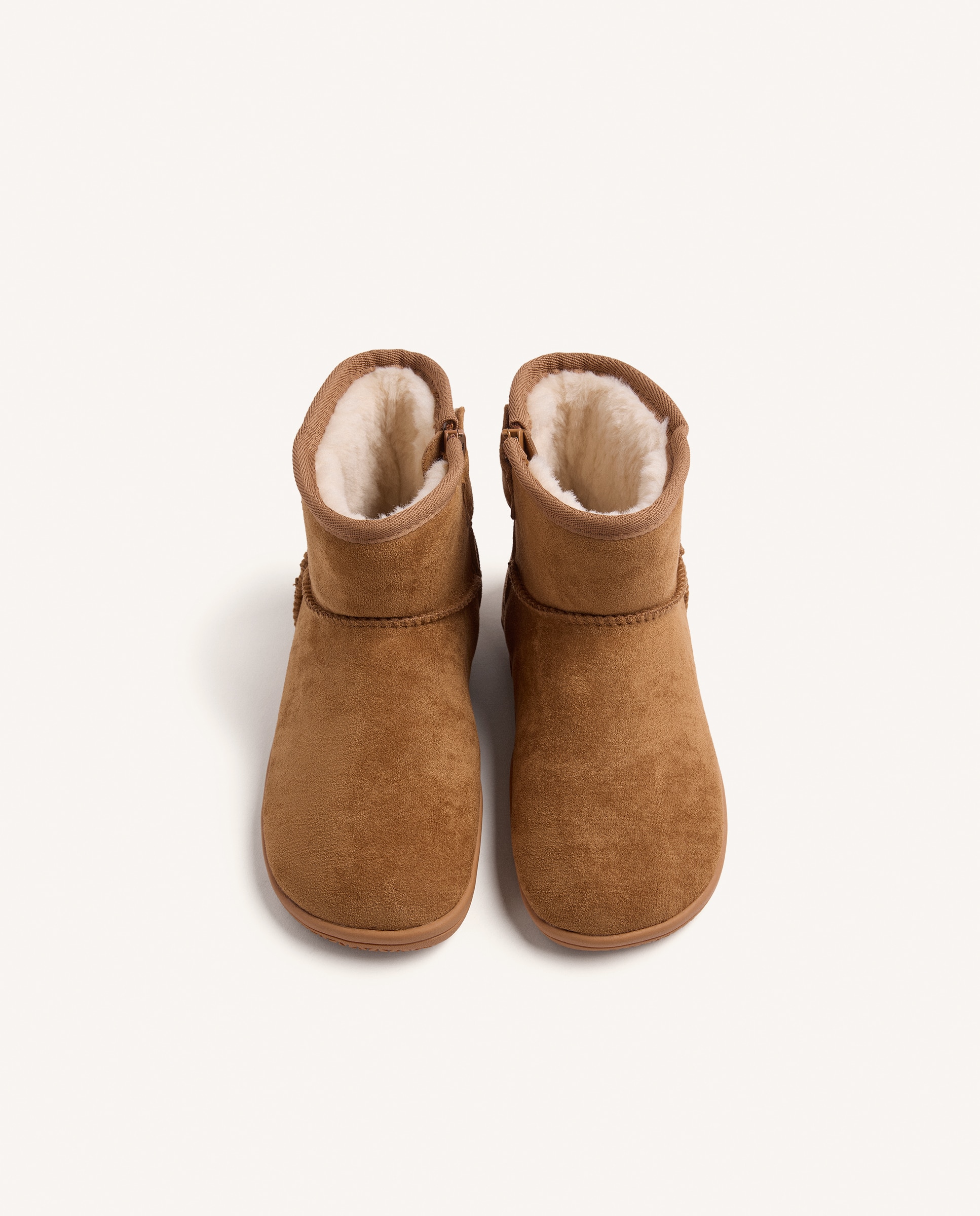 Botas Australianas em Chocolate Couro-3