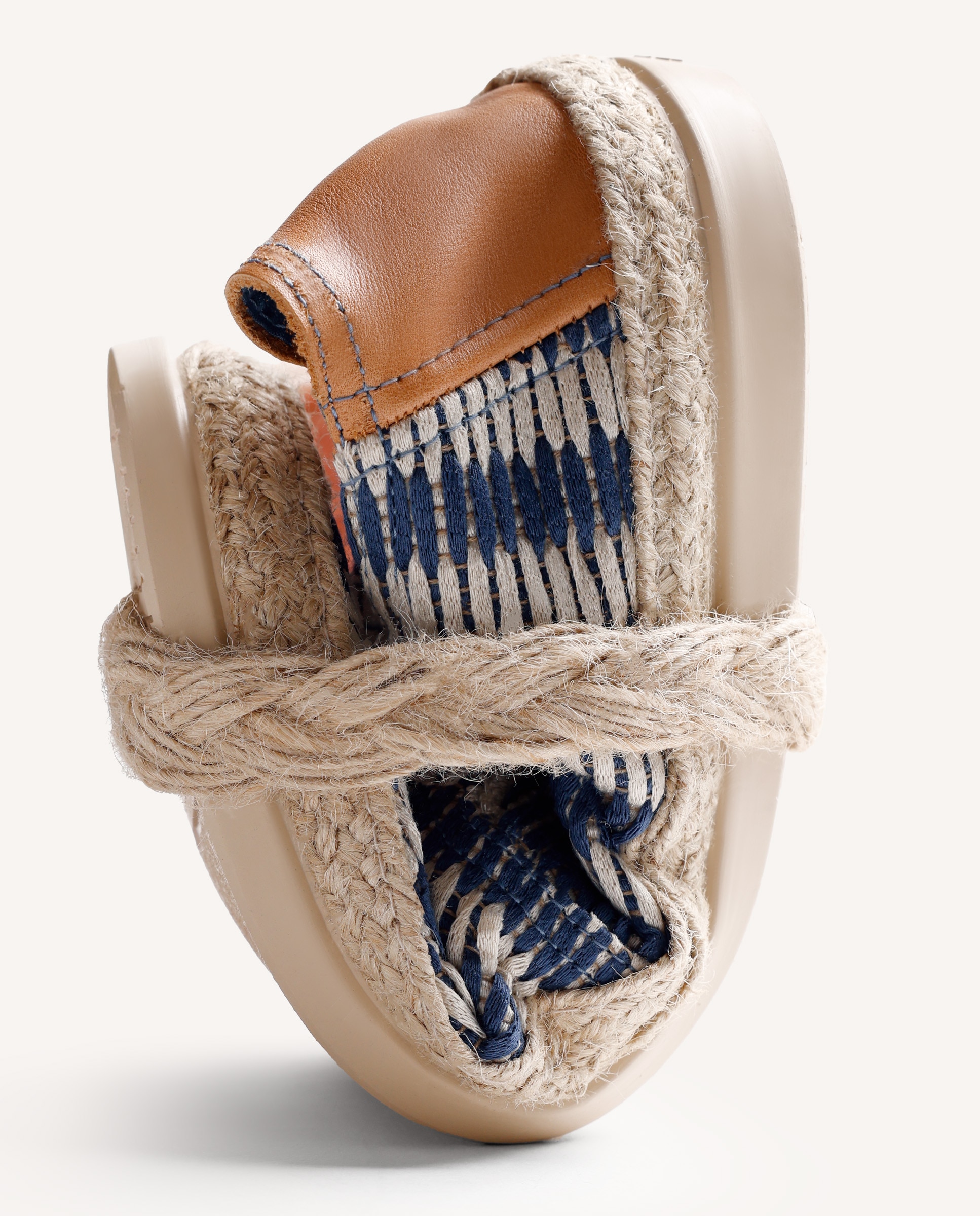 Juta de Pele com Estampado Às Riscas e Corte Tipo Slip-on com Elásticos Azul-marinho-5