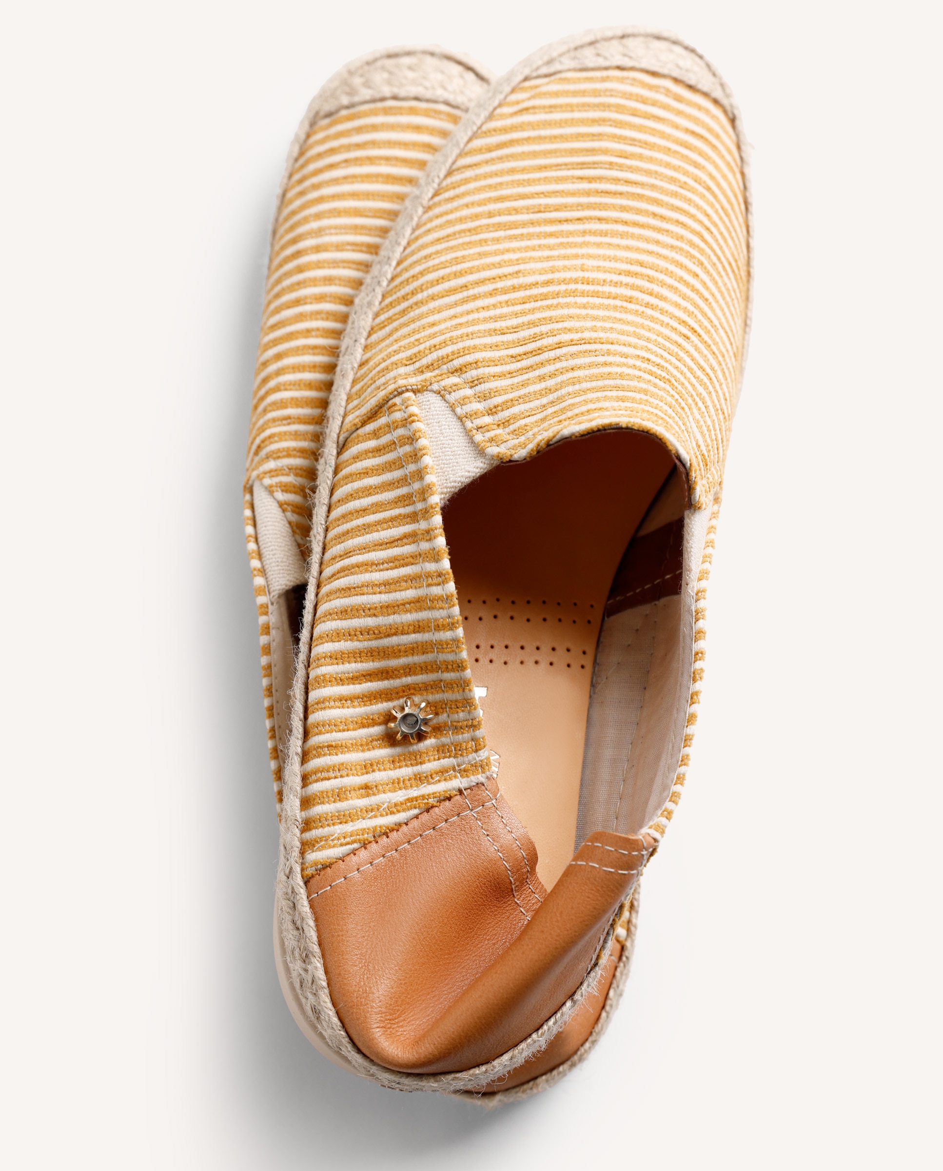 Juta de Pele com Estampado Às Riscas e Corte Tipo Slip-on com Elásticos Amarelo-6
