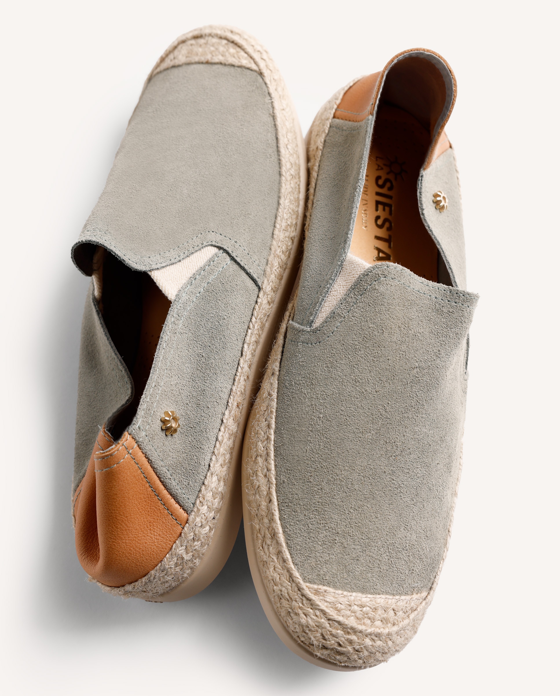 Yute de Pele Camurça com Corte Tipo Slip-on com Elásticos Caqui-5