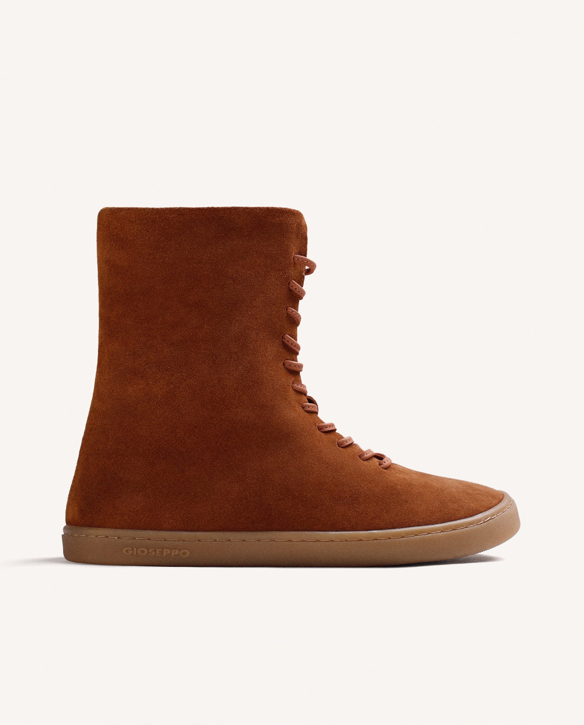 Imagem 0 de Botas Básicas em Pele Camurça com Cano Flexível Barefoot