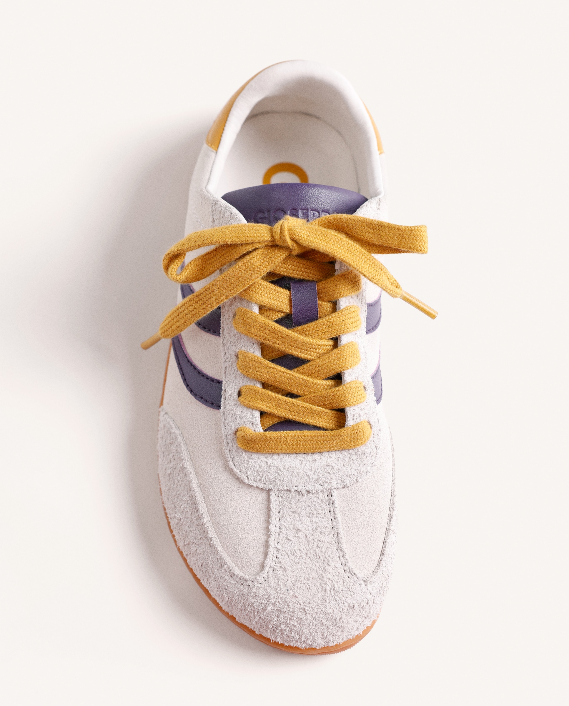 Sapatilhas Desportivas de Pele Camurça em Branco Branco-3