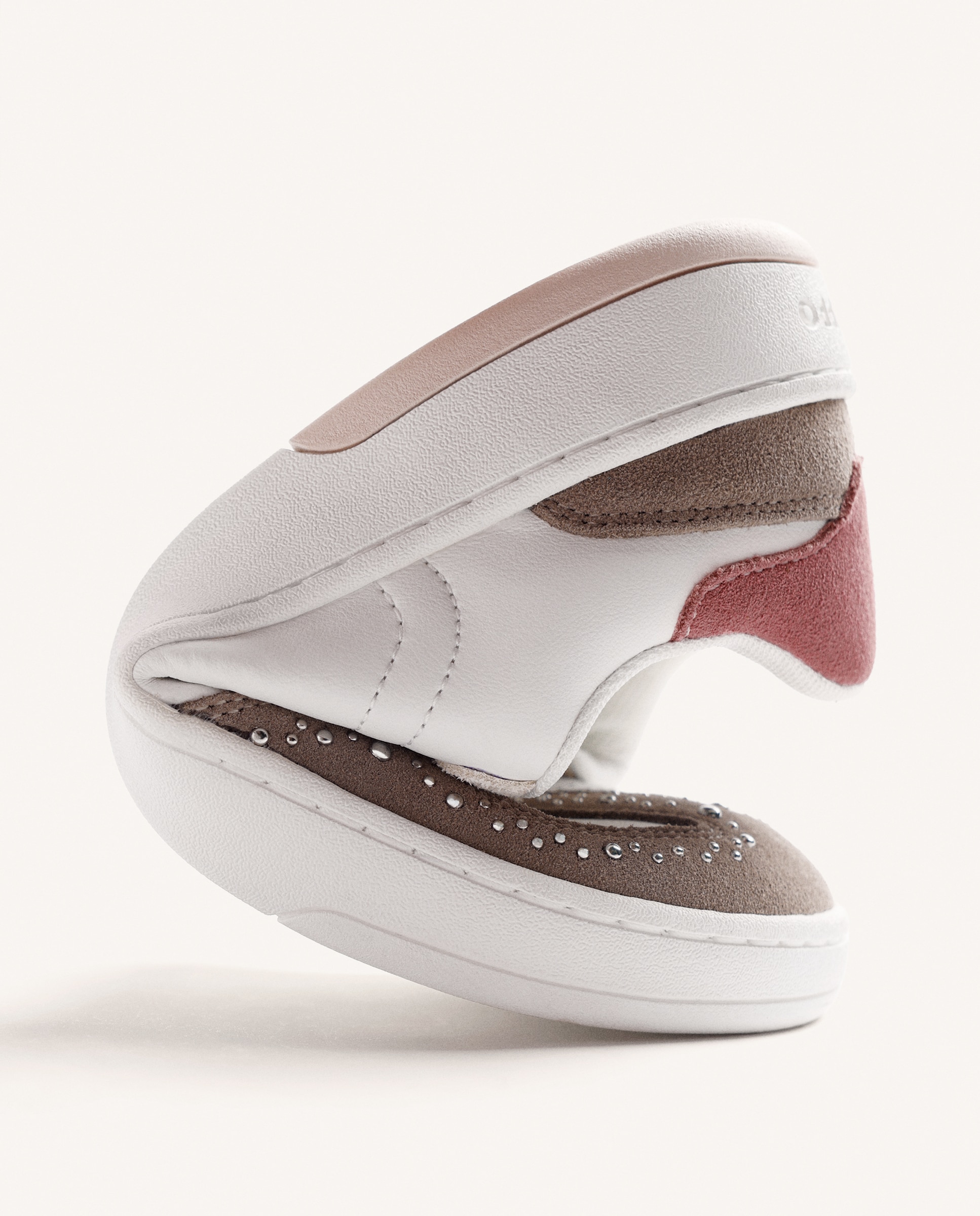 Sapatilhas Desportivas de Pele em Topo Taupe-4