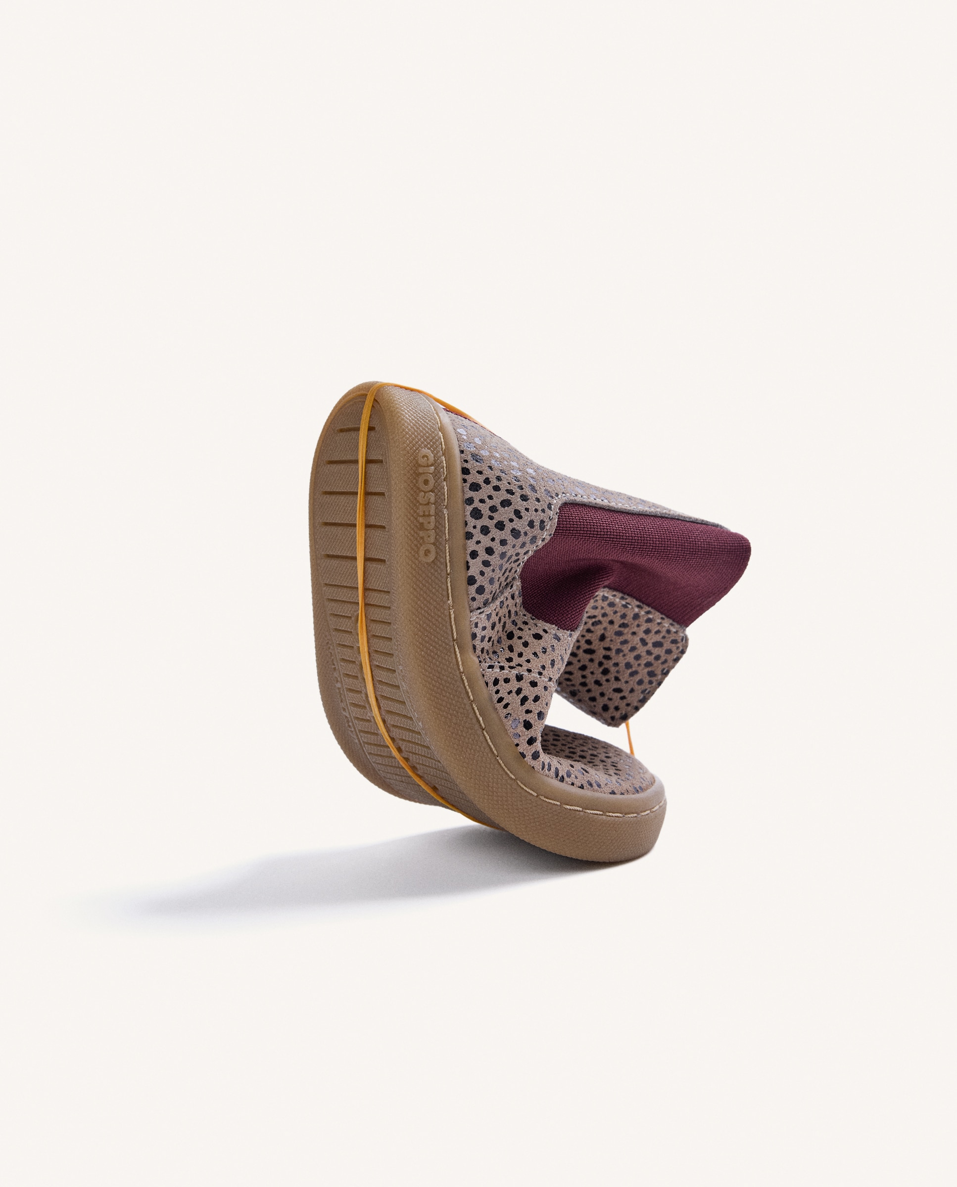 Botins Chelsea Barefoot de Pele com Animal Print e Elástico Bordeaux-5