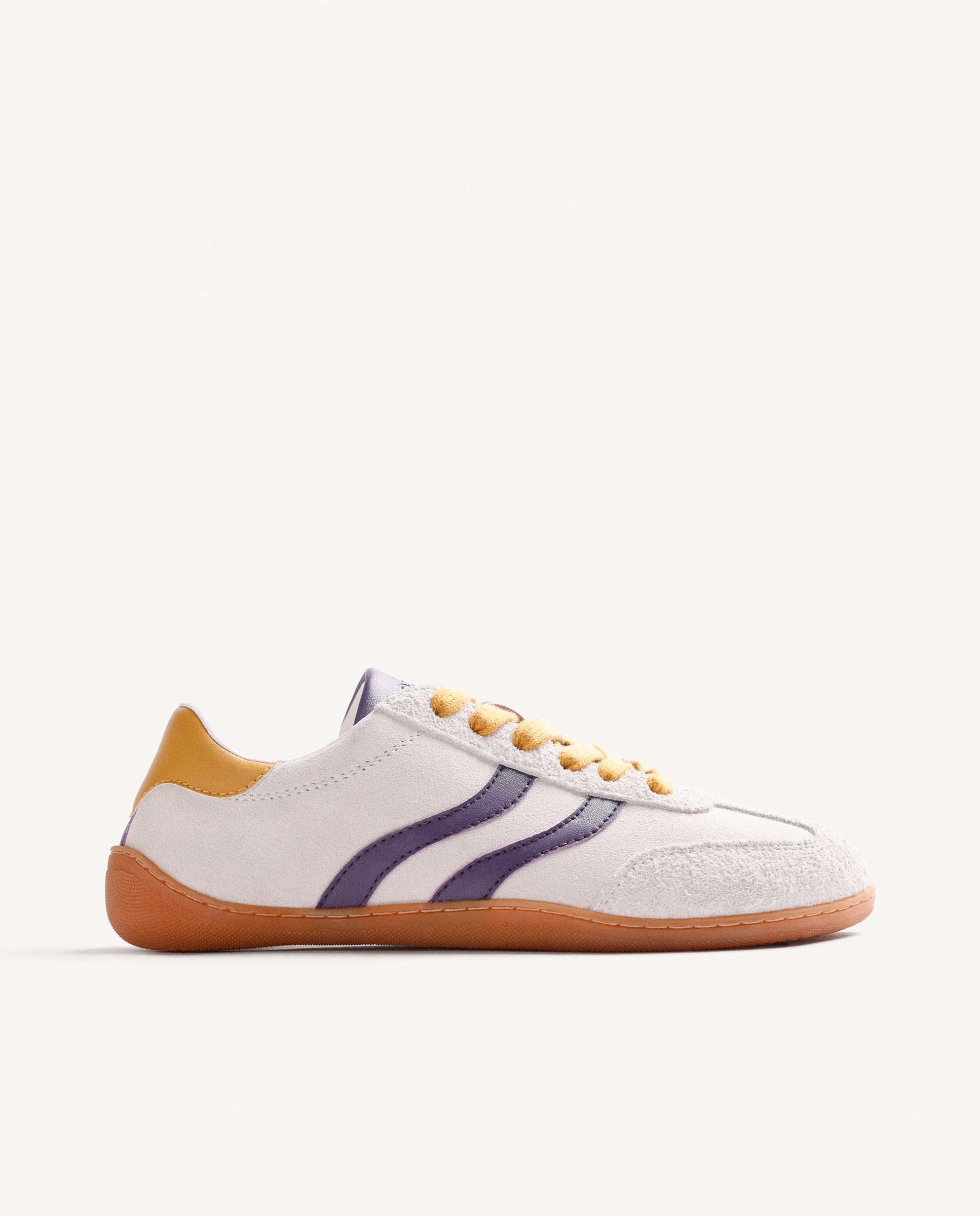 Imagem 0 de Sapatilhas Desportivas de Pele Camurça em Branco