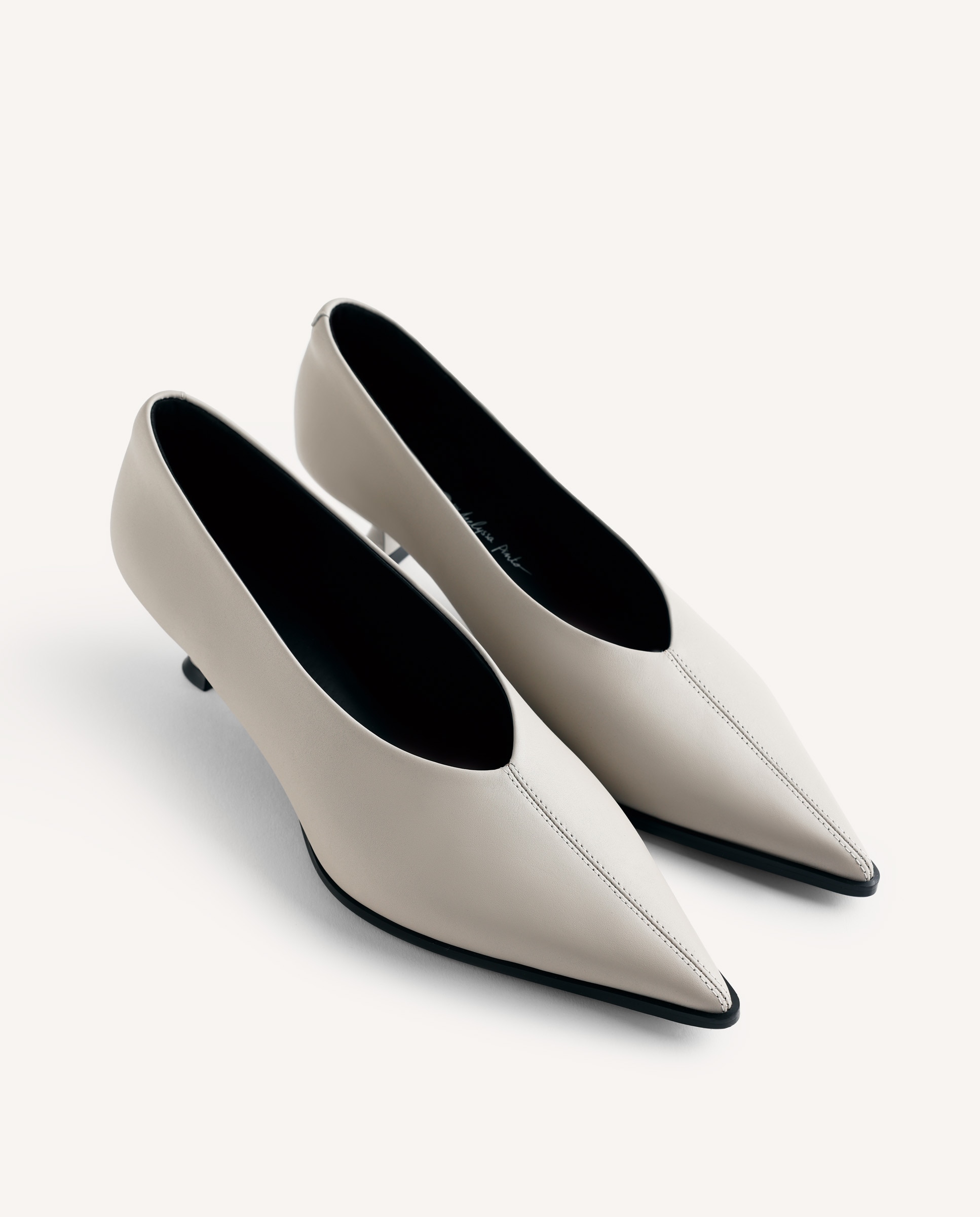 Sapatos de Salto em Pele By Melyssa Pinto Cinzento-2