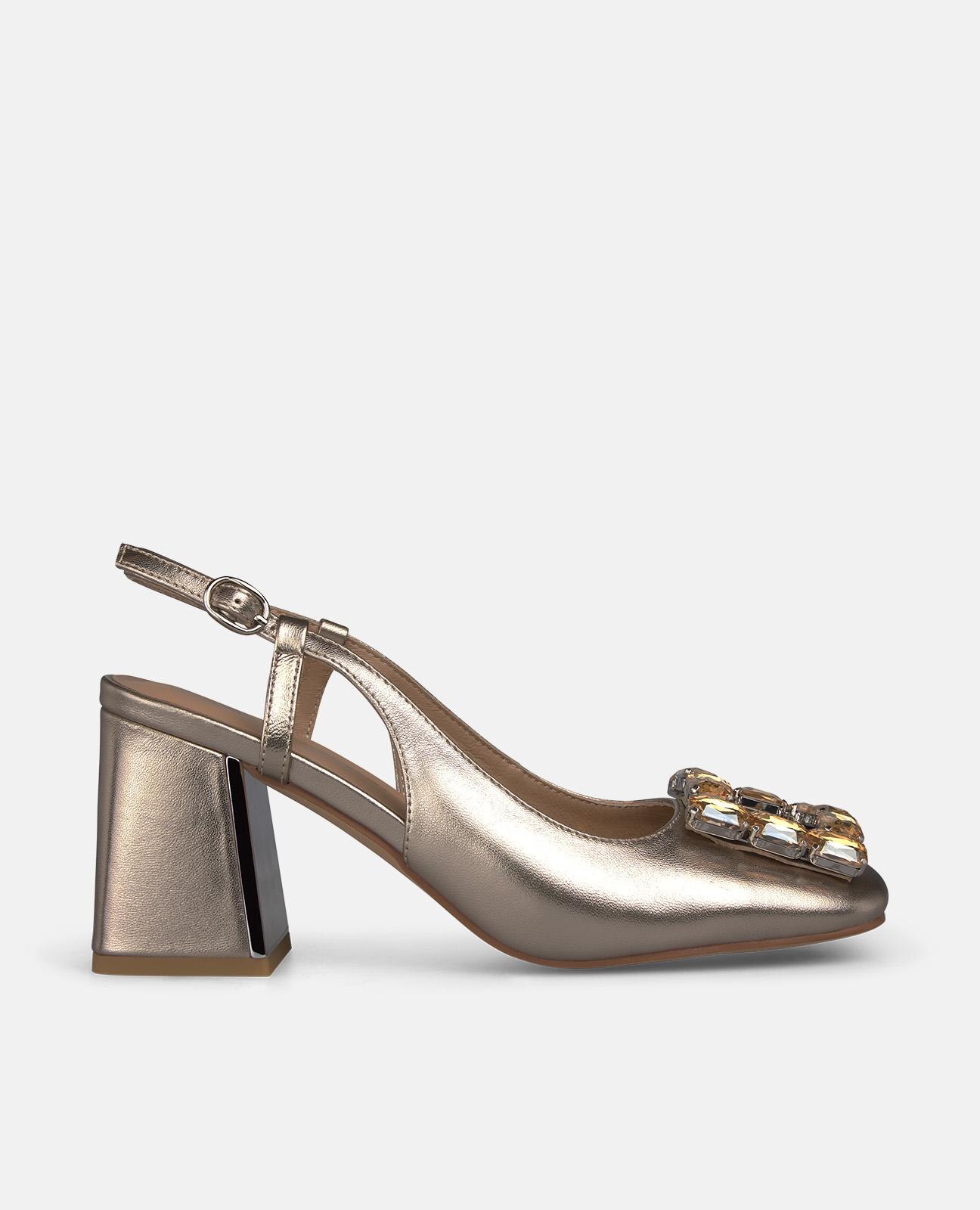 Imagem 0 de Sapatos de Salto em Pele com Calcanhar Aberto Efeito Fantasia com Detalhe de Pedras