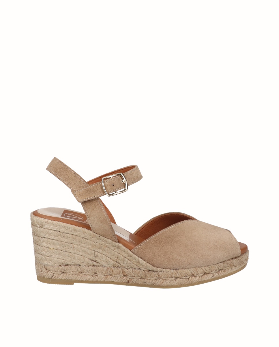 Sandálias de Cunha em Camurça com Decote em V Castanho-claro-1