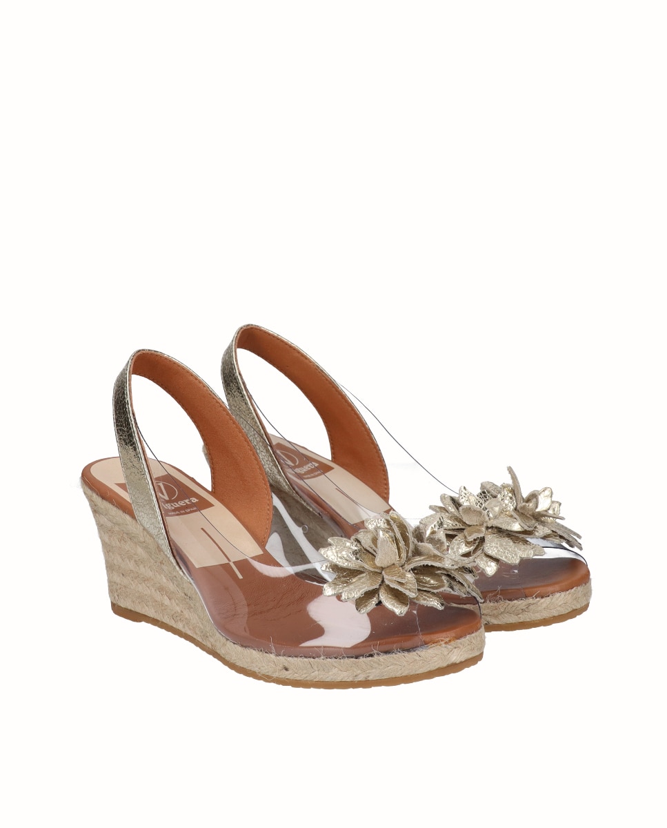 Sandálias de Cunha de Vinil e Pele Ouro-2