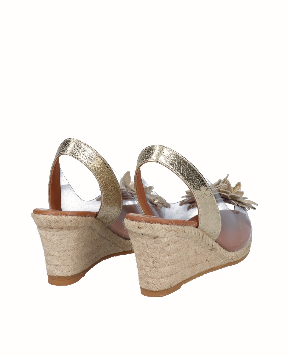 Sandálias de Cunha de Vinil e Pele Ouro-3