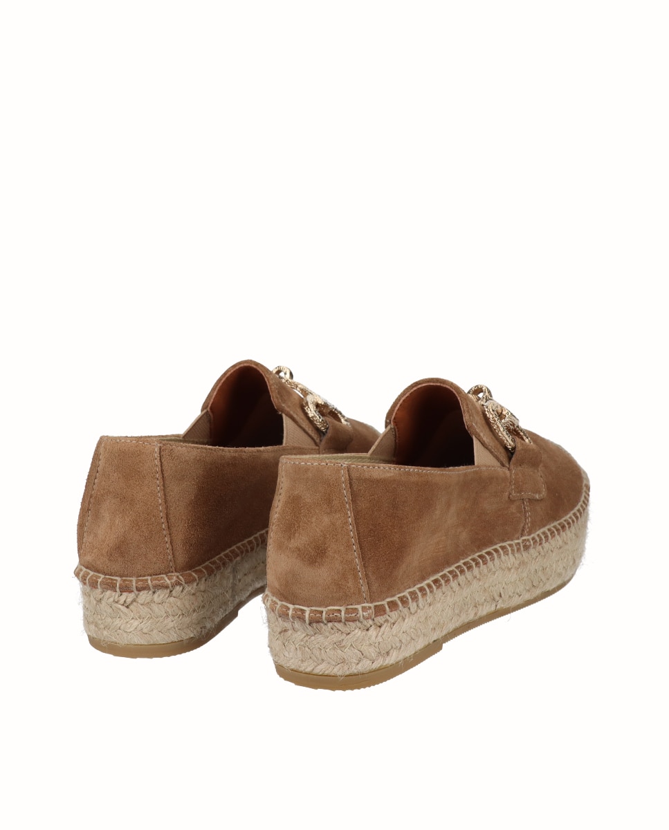 Alpercatas Rasas de Pele com Corrente Castanho-3